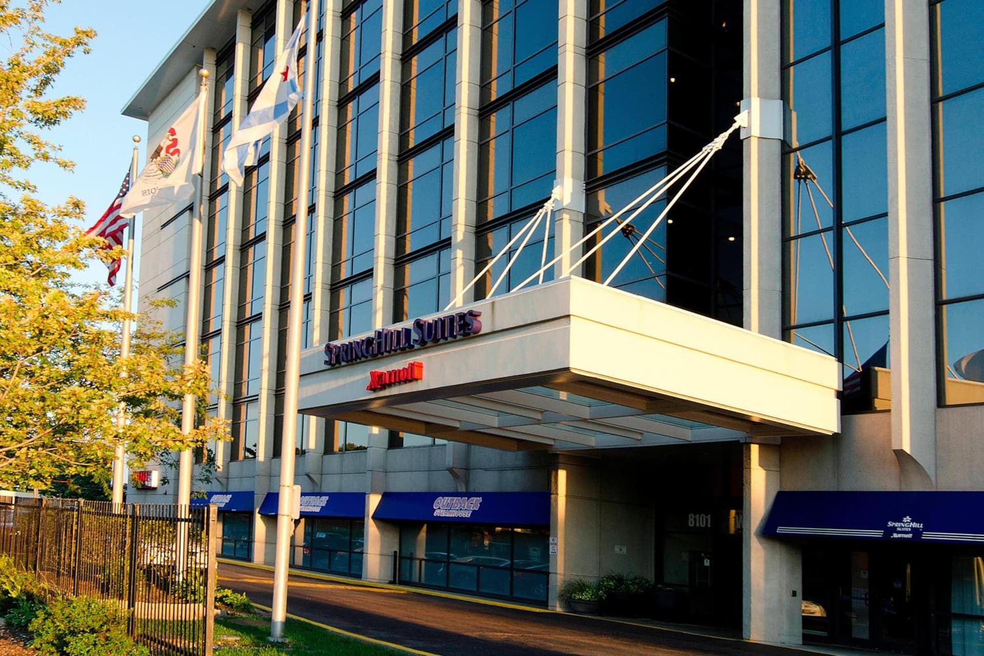 SpringHill Suites by Marriott Chicago O'Hare property views in Rosemont, IL — gallery photo 3