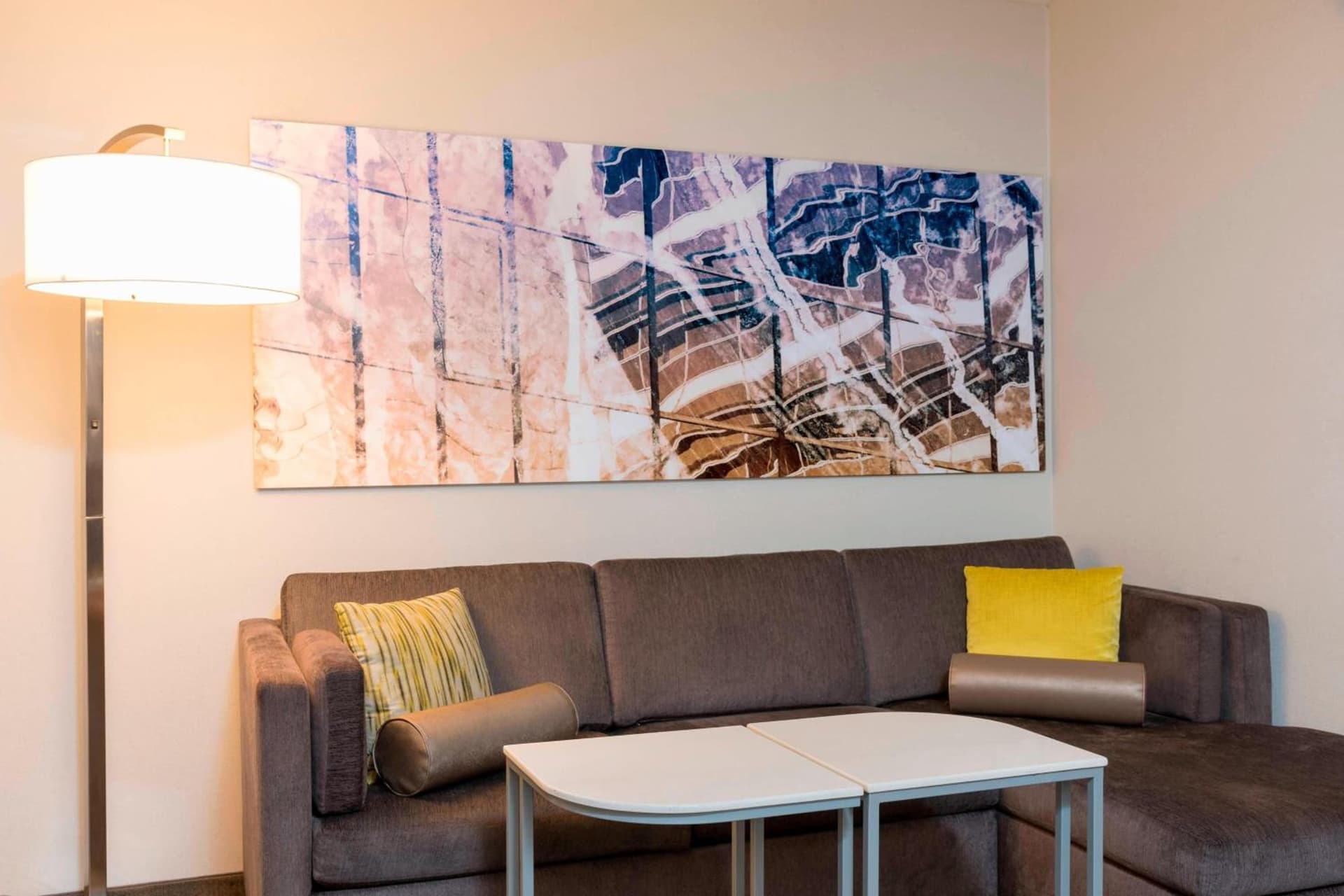 SpringHill Suites by Marriott Chicago O'Hare gallery photo in Rosemont, IL — image 9