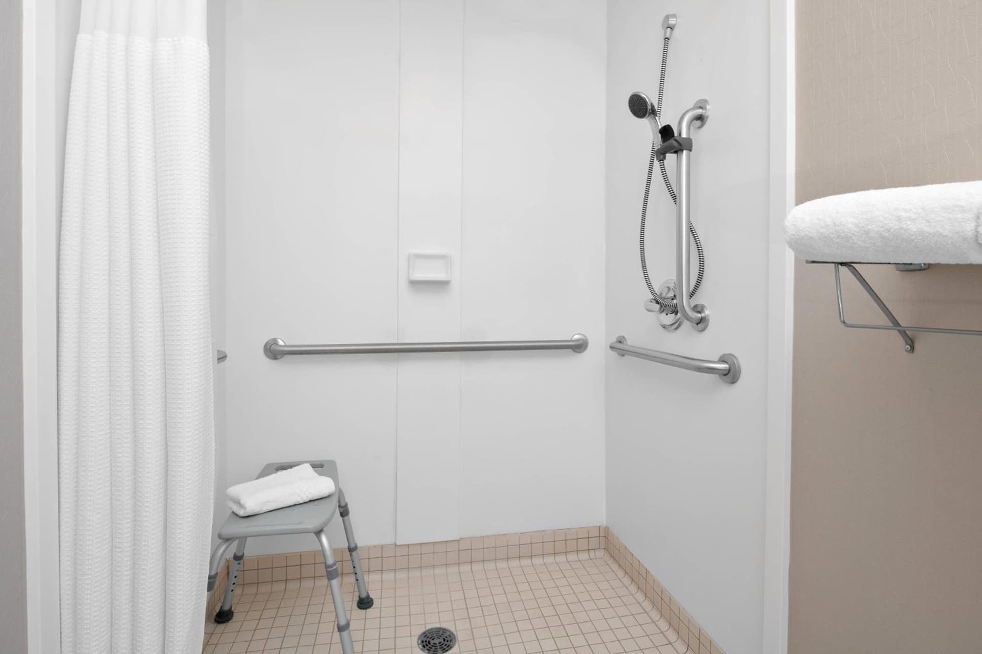 SpringHill Suites by Marriott Chicago O'Hare gallery photo in Rosemont, IL — image 16