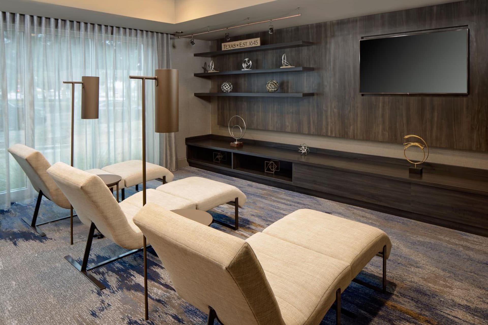 Courtyard by Marriott Dallas Downtown/Reunion District gallery photo in Dallas, TX — image 39