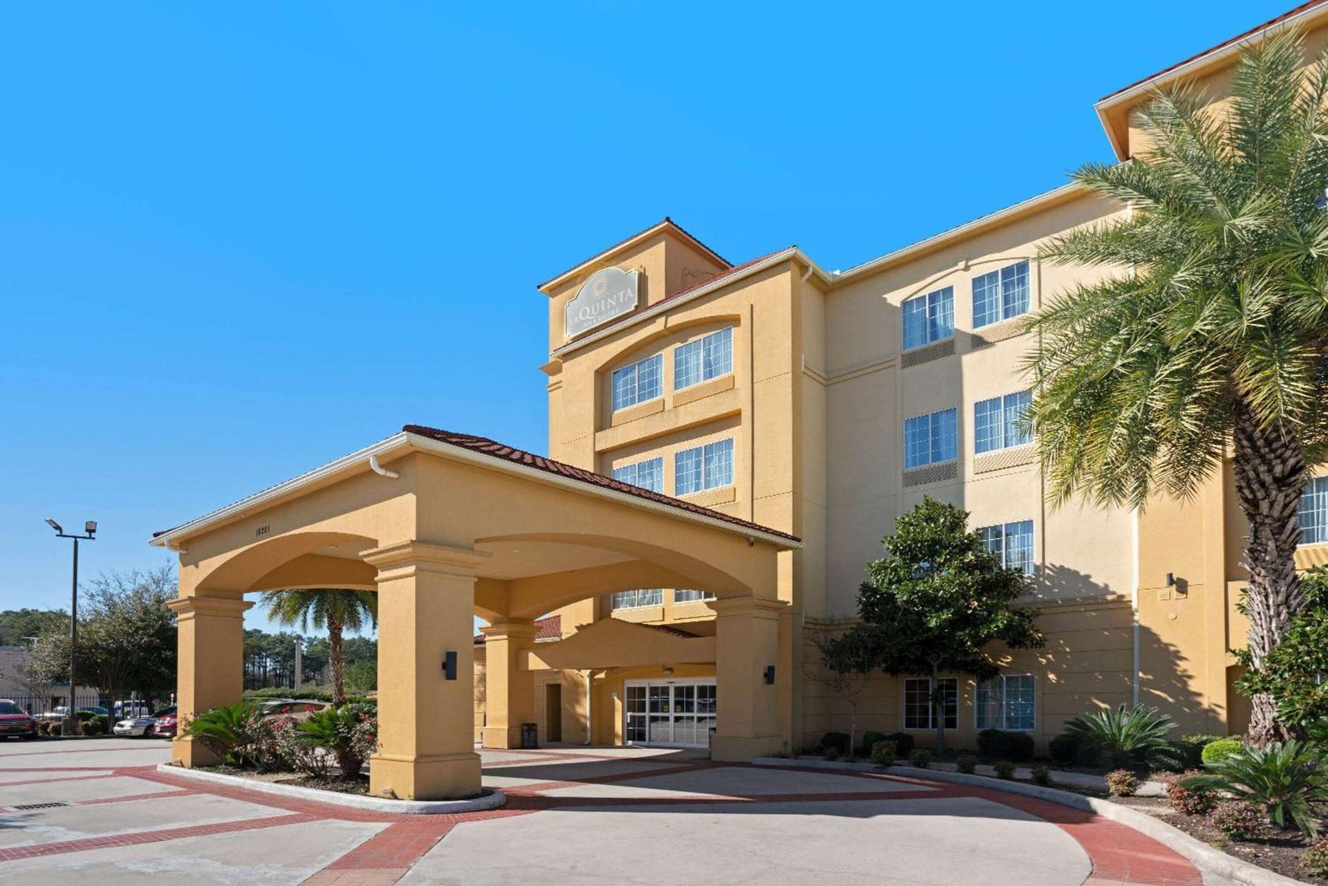 La Quinta by Wyndham Houston IAH Bush Intl Airport E gallery photo in Humble, TX — image 13