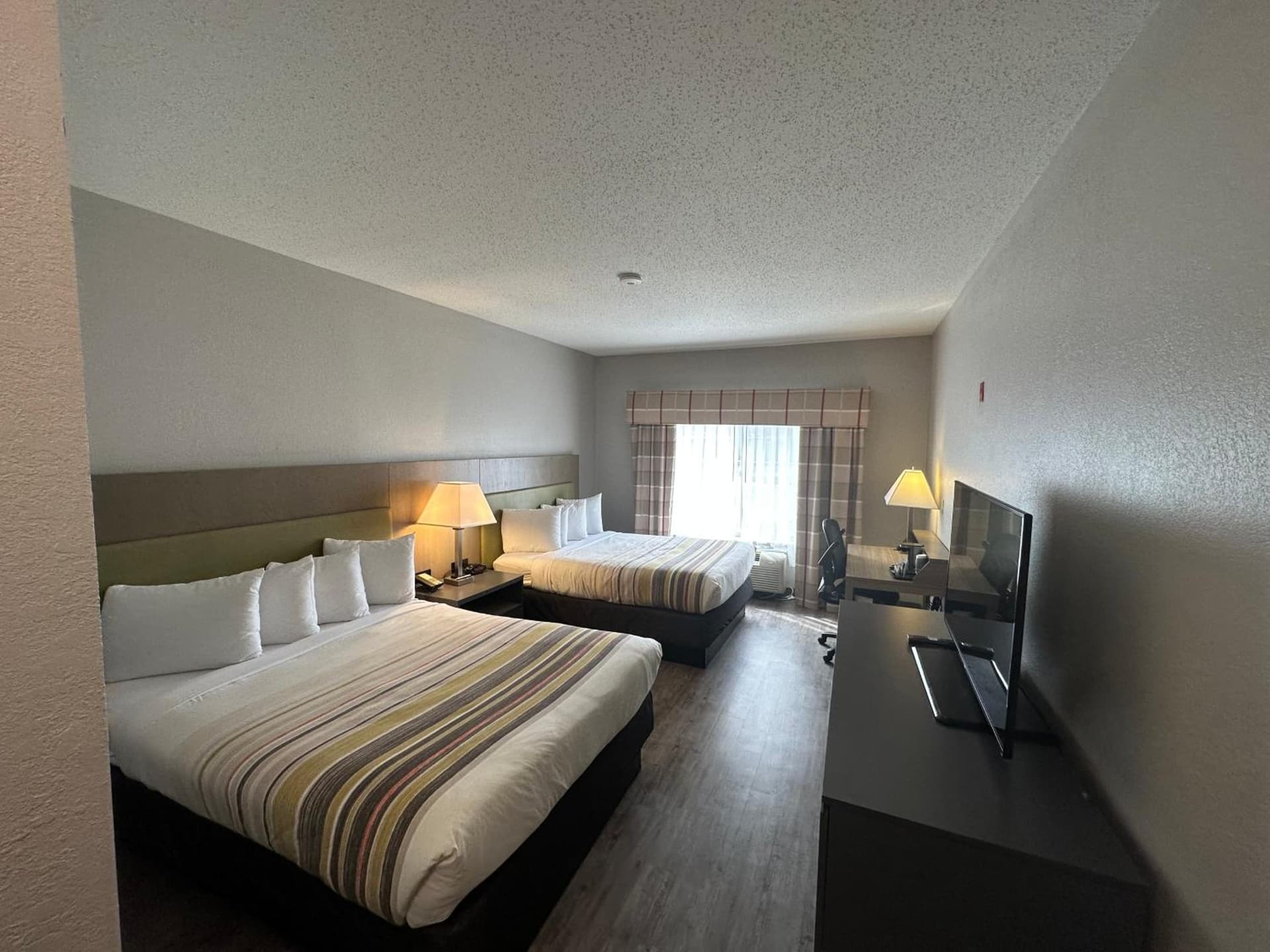Country Inn & Suites by Radisson, Grand Rapids Airport, MI gallery photo in Grand Rapids, MI — image 23