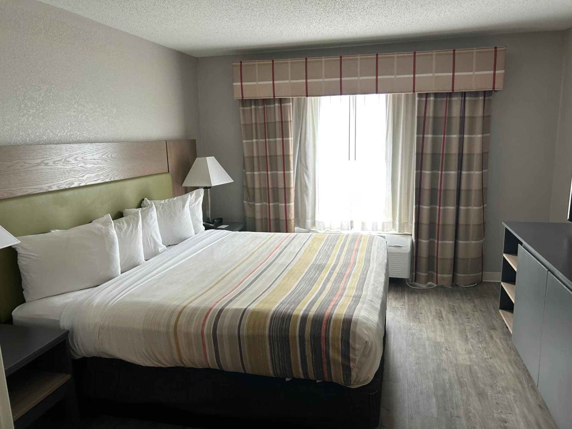 Country Inn & Suites by Radisson, Grand Rapids Airport, MI gallery photo in Grand Rapids, MI — image 31