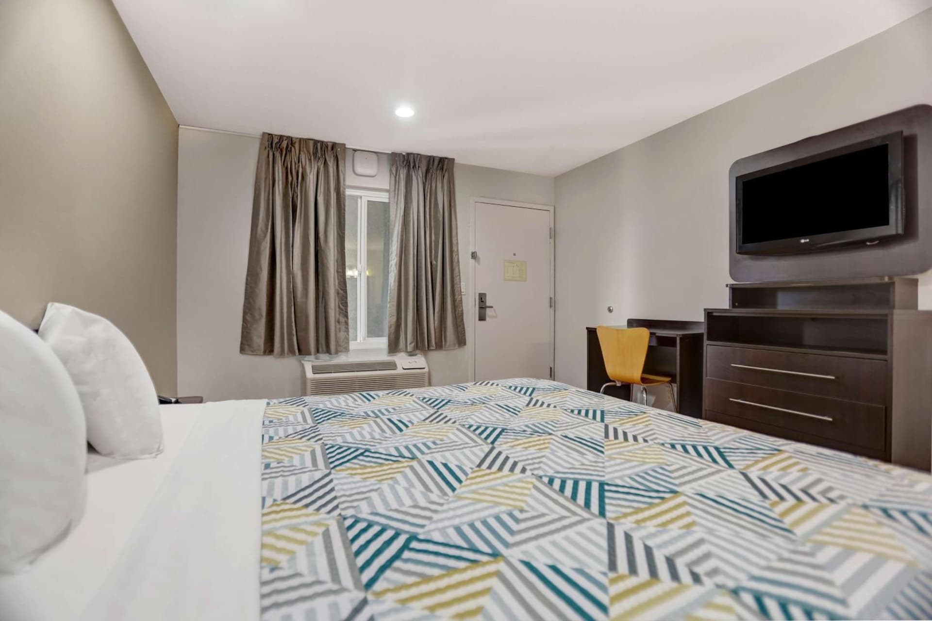Motel 6-La Mesa, CA gallery photo in San Diego, CA — image 10