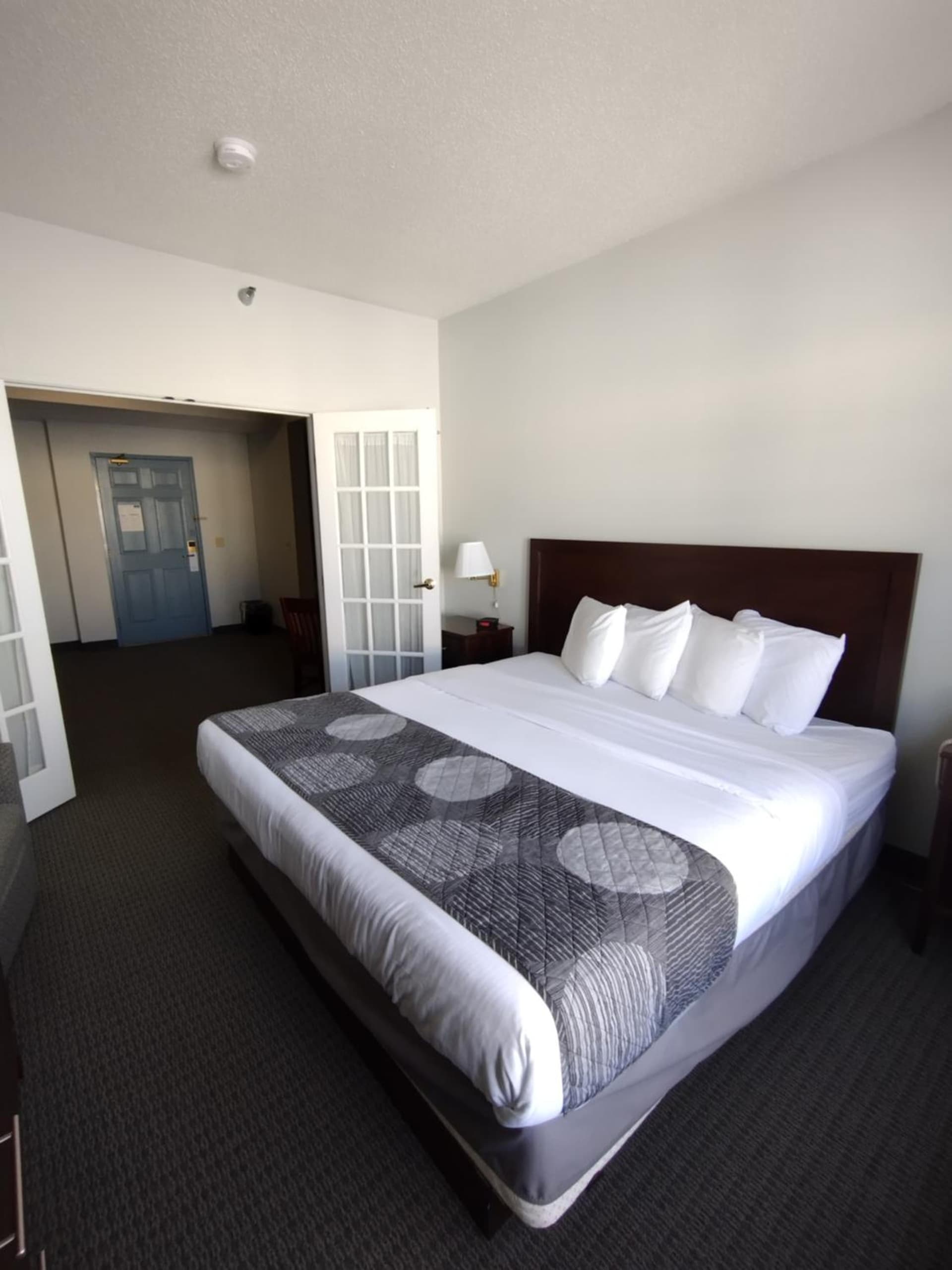 GrandStay Hotel & Suites Hastings gallery photo in Hastings, MN — image 14