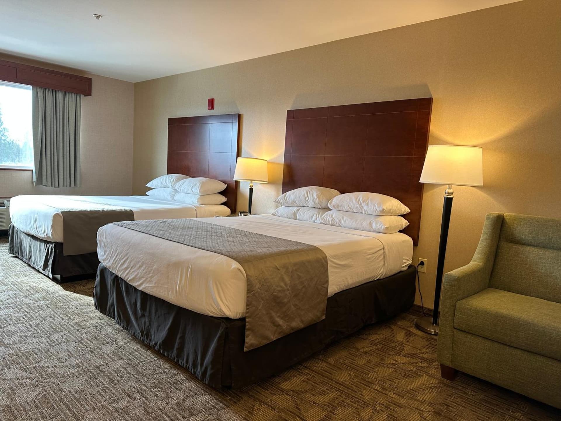 Medallion Inn and Suites gallery photo in Arlington, WA — image 12