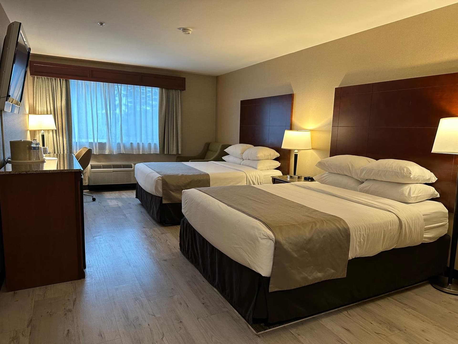 Medallion Inn and Suites gallery photo in Arlington, WA — image 8