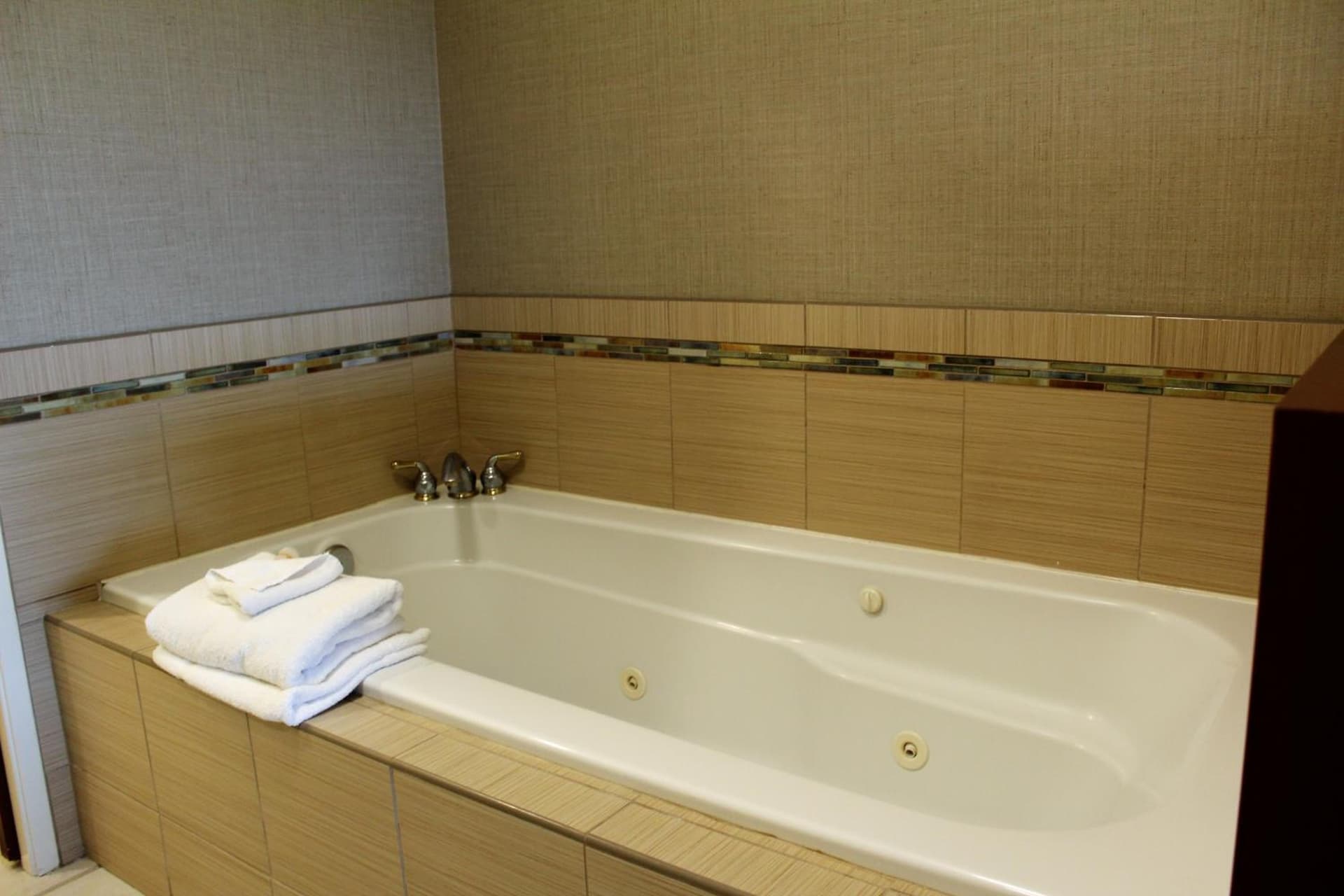 Medallion Inn and Suites gallery photo in Arlington, WA — image 13