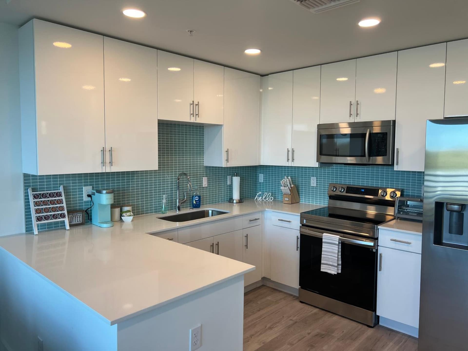 Condo Cuteness with Stellar View ~ On The Water & Perfectly Located property views in Sarasota, FL — gallery photo 3