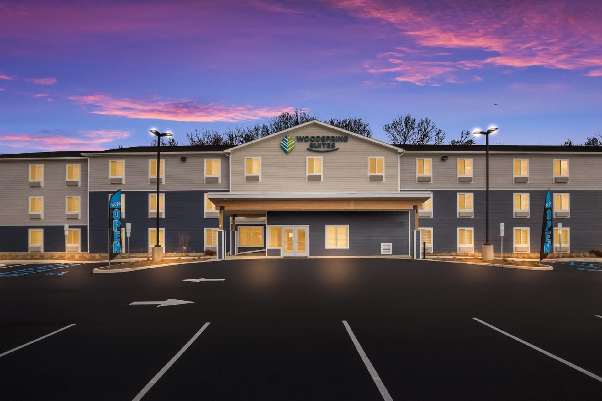 WoodSpring Suites South Brunswick - Princeton interior in Monmouth Junction, NJ — gallery photo 2
