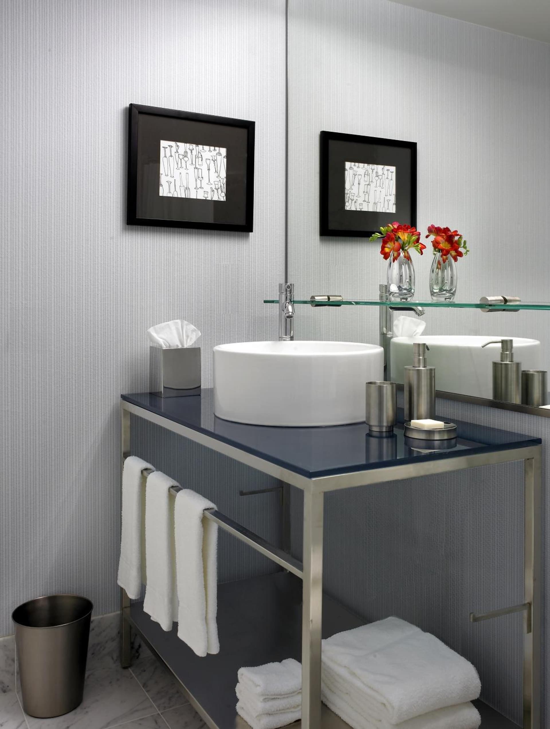 Hotel Murano gallery photo in Tacoma, WA — image 52