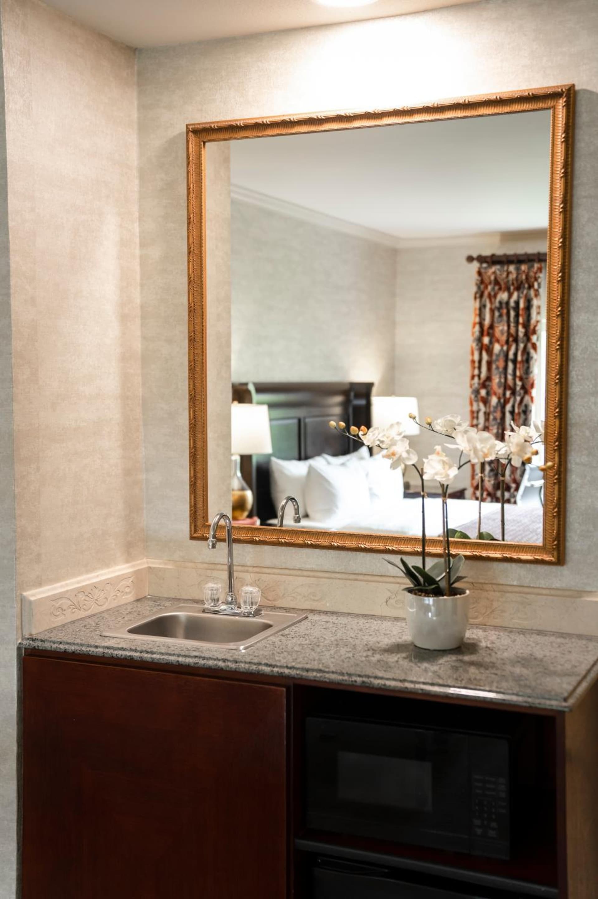 Ayres Hotel Costa Mesa Newport Beach gallery photo in Costa Mesa, CA — image 71