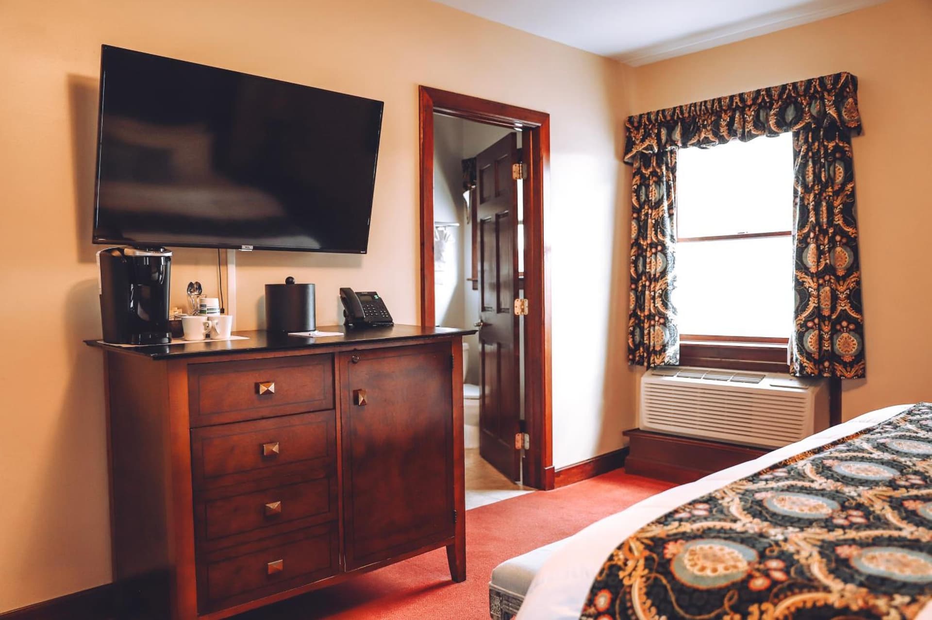Tom Quick Inn gallery photo in Milford, PA — image 52