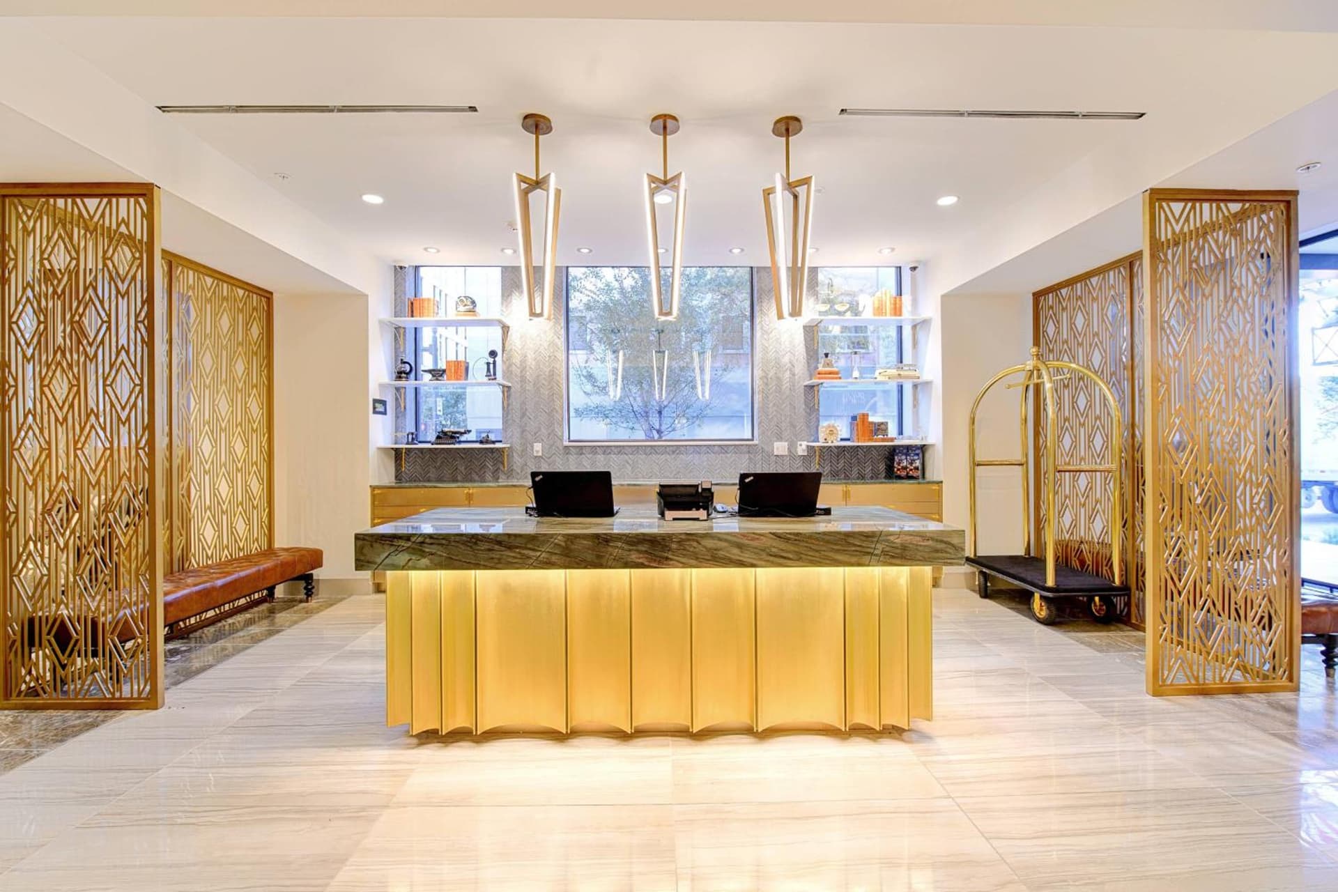 WATERMARK Baton Rouge, Autograph Collection interior in Baton Rouge, LA — gallery photo 2
