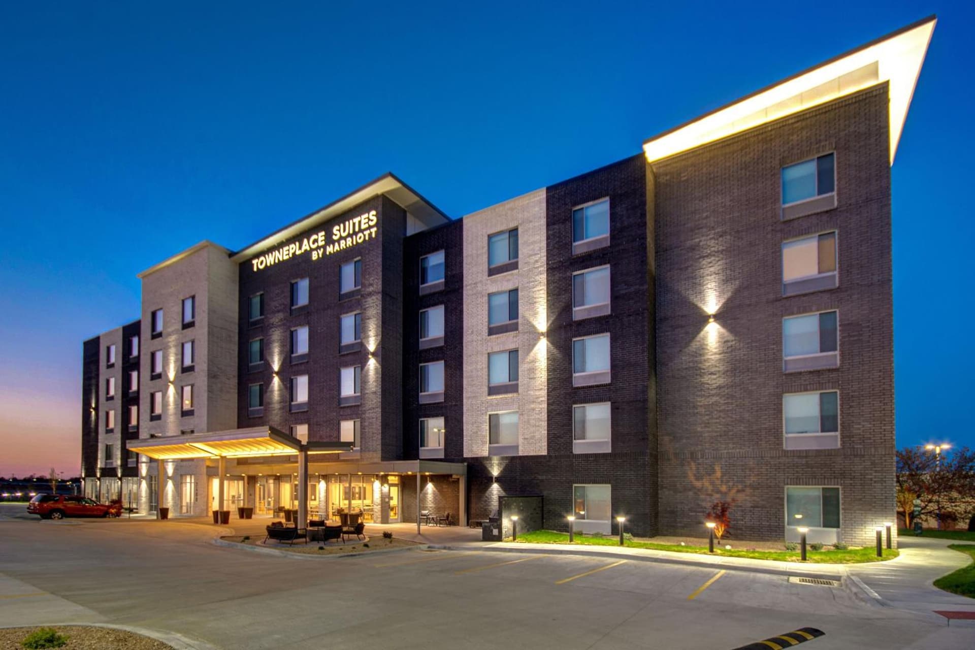 TownePlace Suites by Marriott Cincinnati Airport South property views in Florence, KY — gallery photo 3