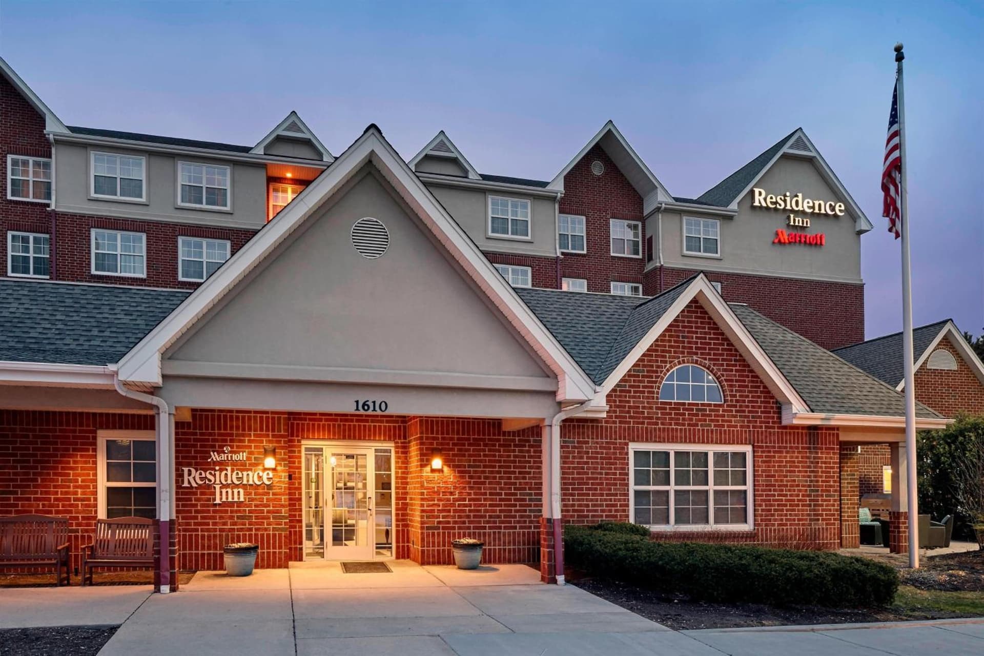 Residence Inn by Marriott Chicago Schaumburg/Woodfield Mall featured exterior or lobby in Schaumburg, IL — similar hotel