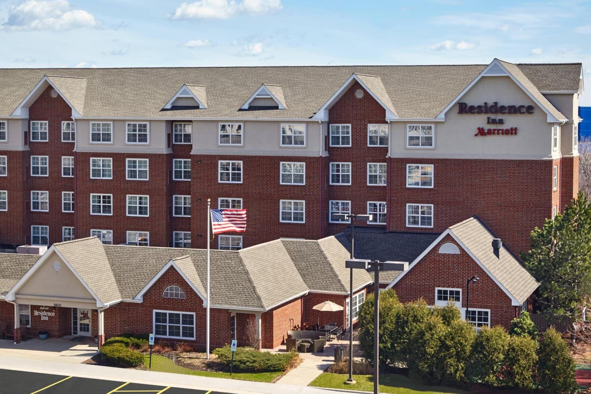 Residence Inn by Marriott Chicago Schaumburg/Woodfield Mall property views in Schaumburg, IL — gallery photo 3