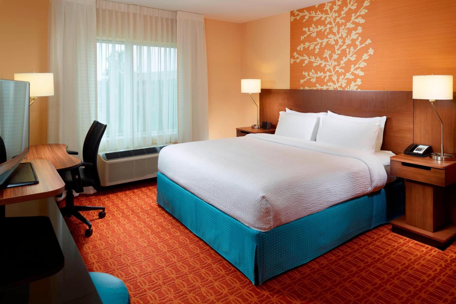 Fairfield Inn & Suites by Marriott Fayetteville North interior in Fayetteville, NC — gallery photo 2