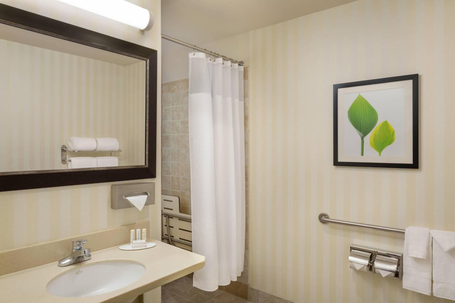 Fairfield Inn and Suites by Marriott Napa American Canyon gallery photo in Napa, CA — image 9