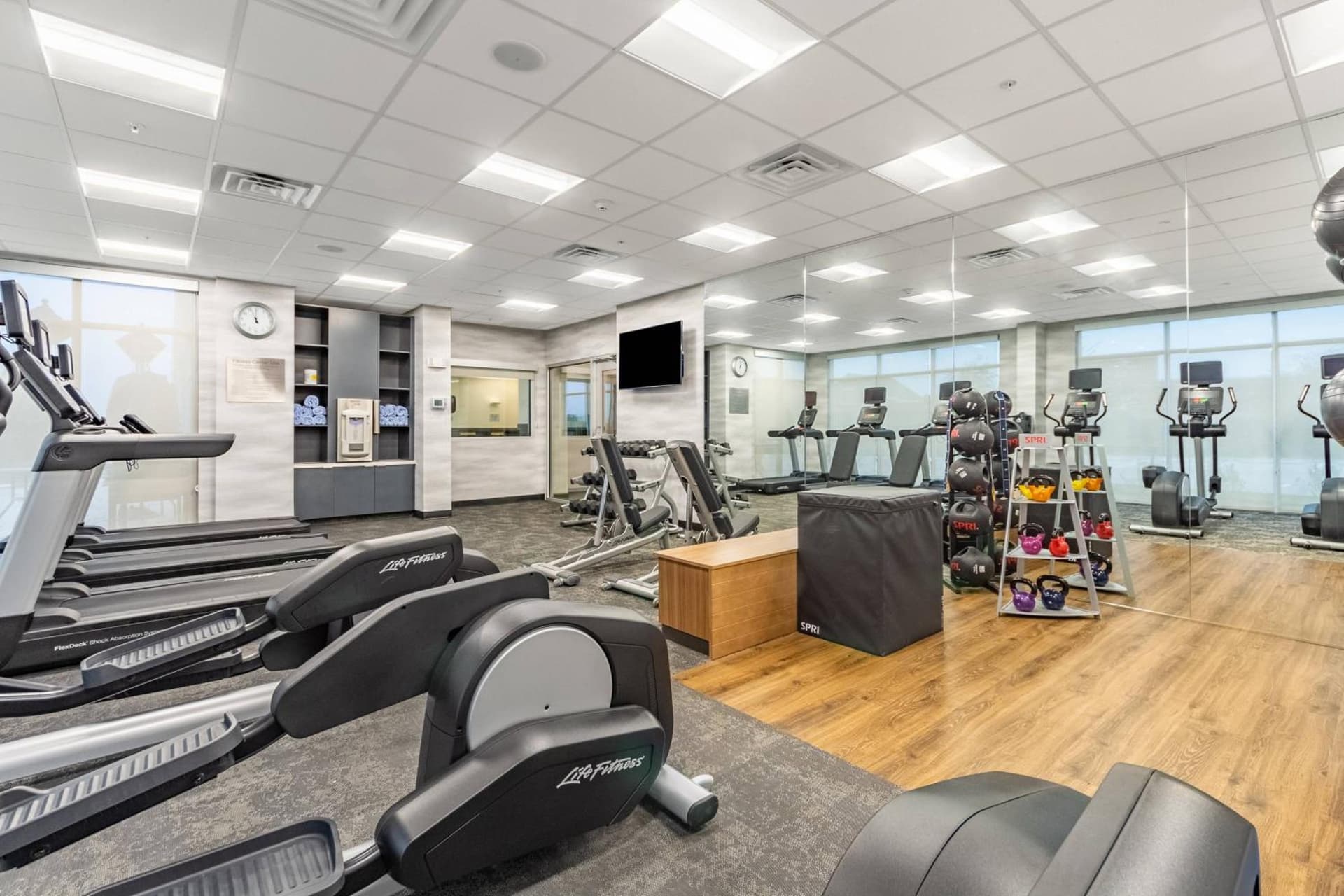 Fairfield Inn & Suites by Marriott Dallas DFW Airport North Coppell Grapevine gallery photo in Coppell, TX — image 26