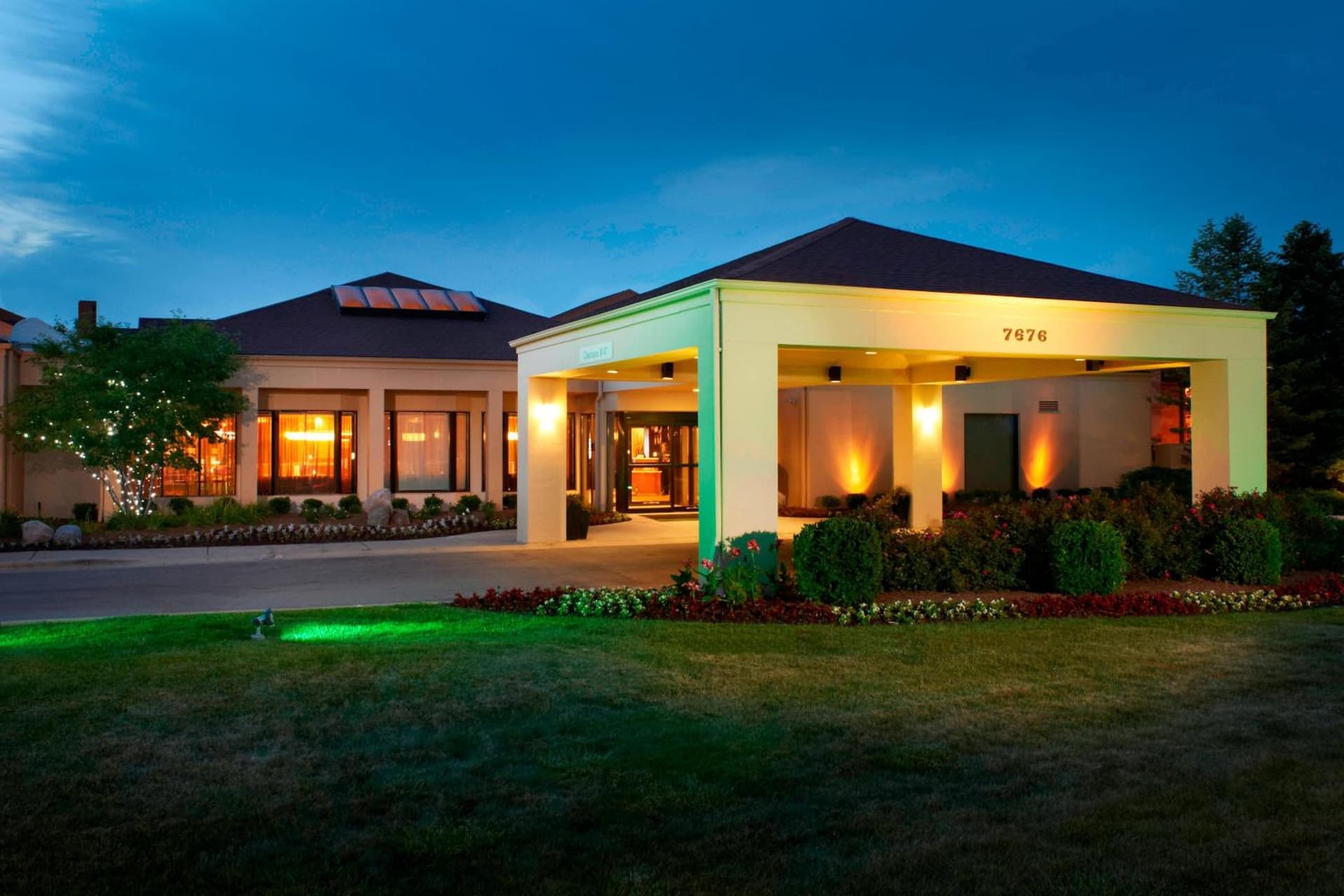 Courtyard by Marriott Rockford featured exterior or lobby in Rockford, IL — similar hotel