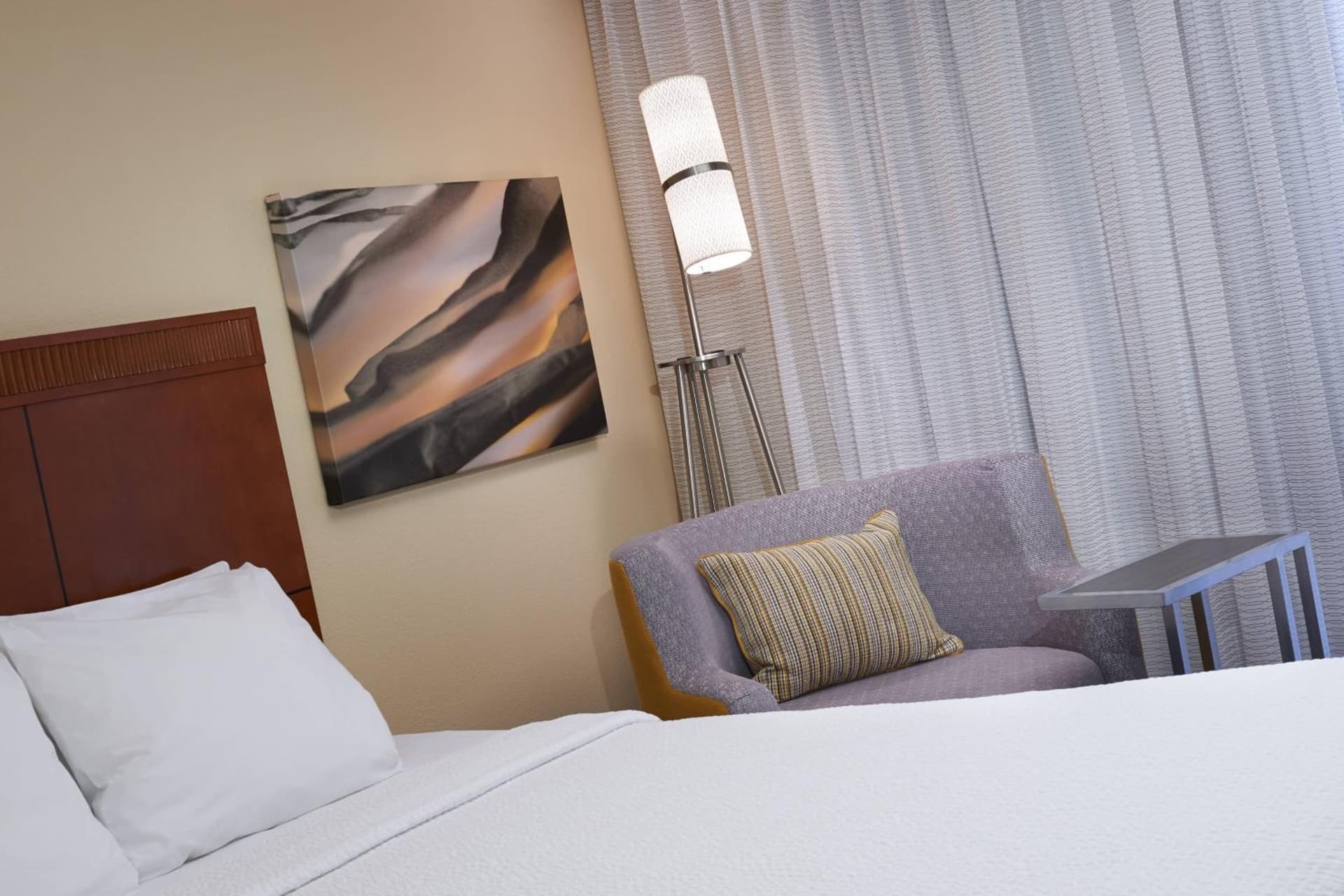 Courtyard by Marriott Rockford gallery photo in Rockford, IL — image 23