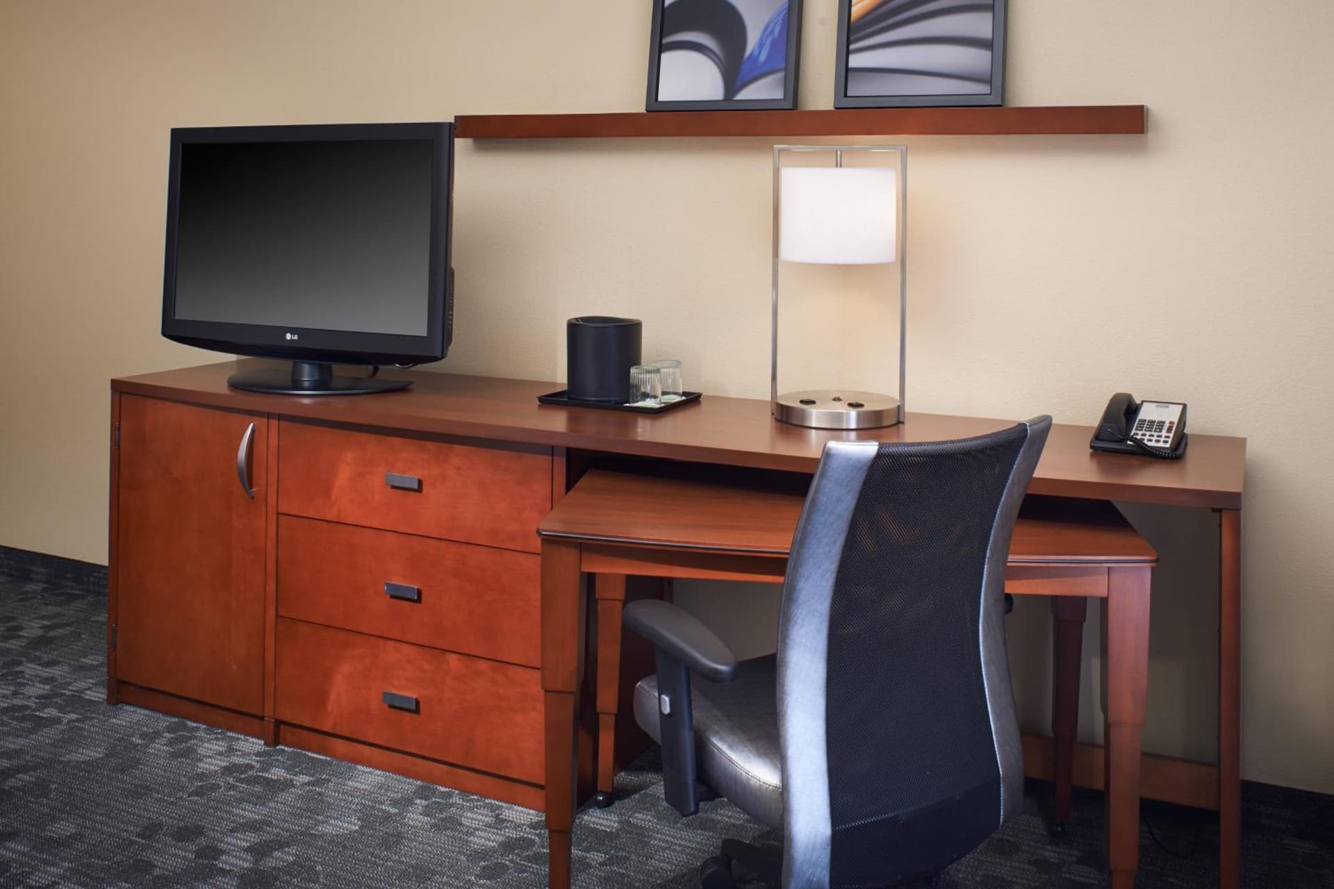 Courtyard by Marriott Rockford gallery photo in Rockford, IL — image 6