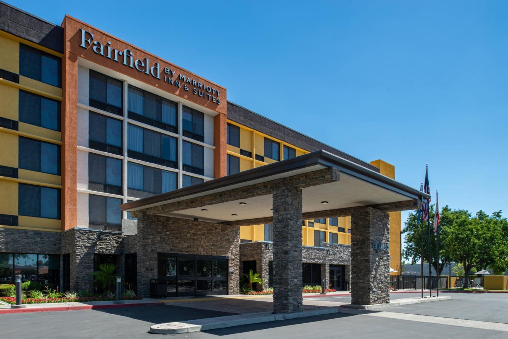 Fairfield Inn and Suites by Marriott Bakersfield Central — hotel in Bakersfield, California