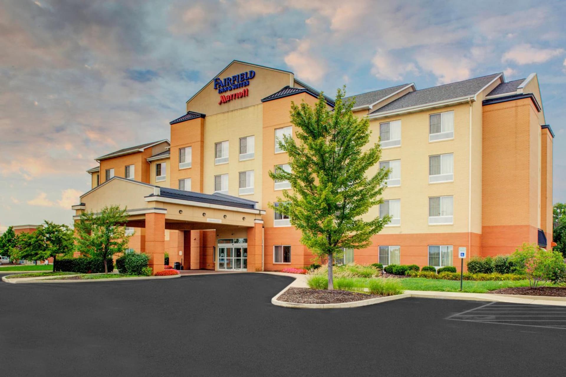 Fairfield Inn & Suites Indianapolis Avon — hotel in Avon, Indiana