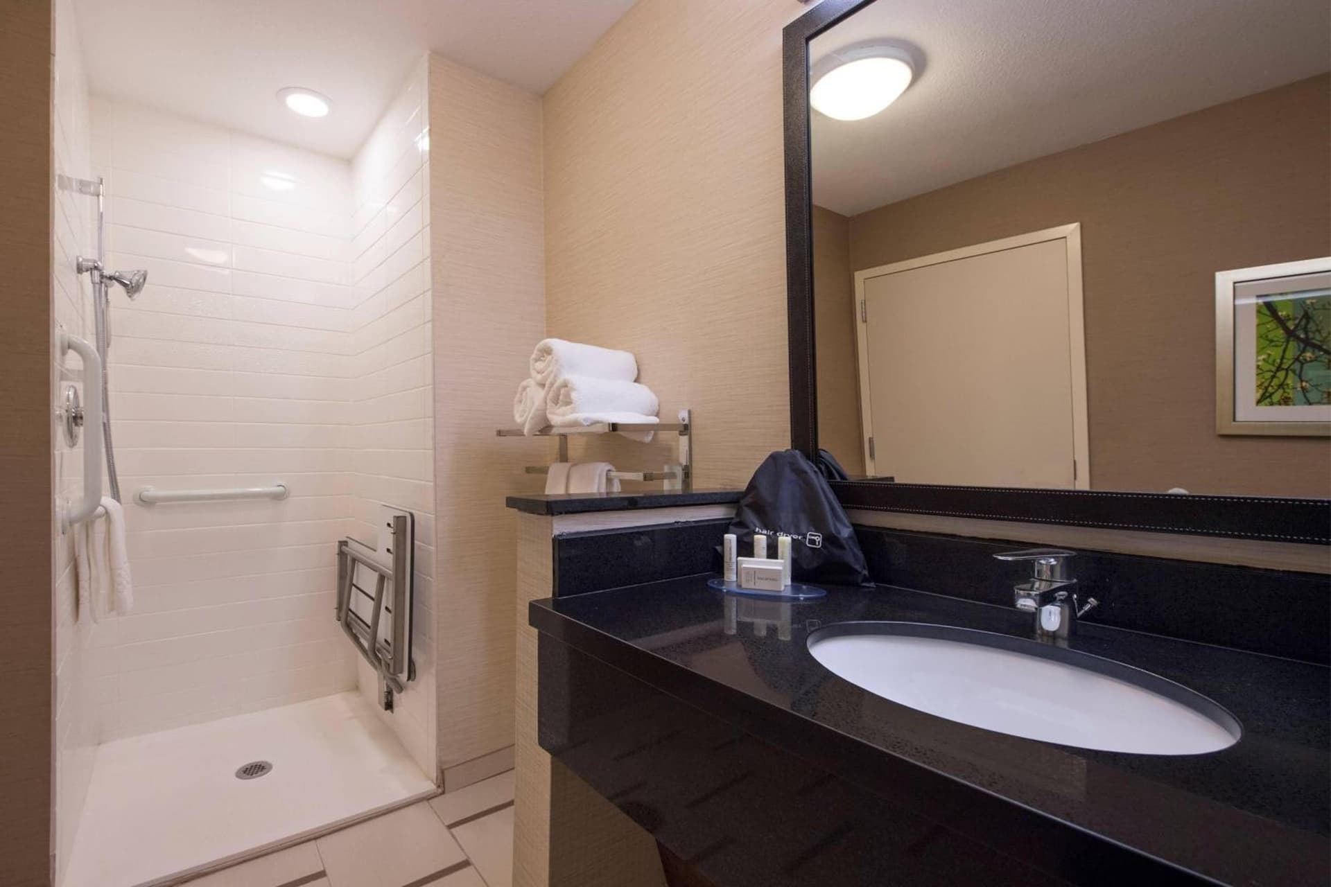 Fairfield Inn & Suites Lynchburg Liberty University gallery photo in Lynchburg, VA — image 13