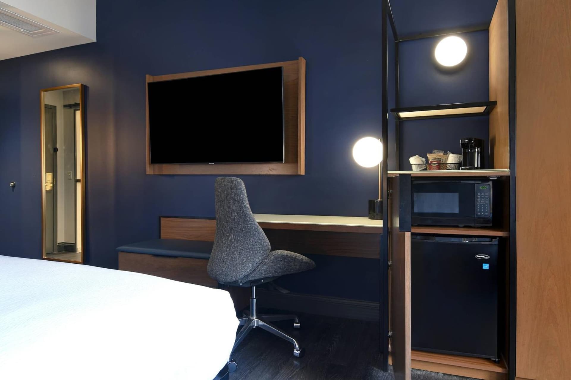 Courtyard by Marriott Cincinnati Downtown gallery photo in Cincinnati, OH — image 14