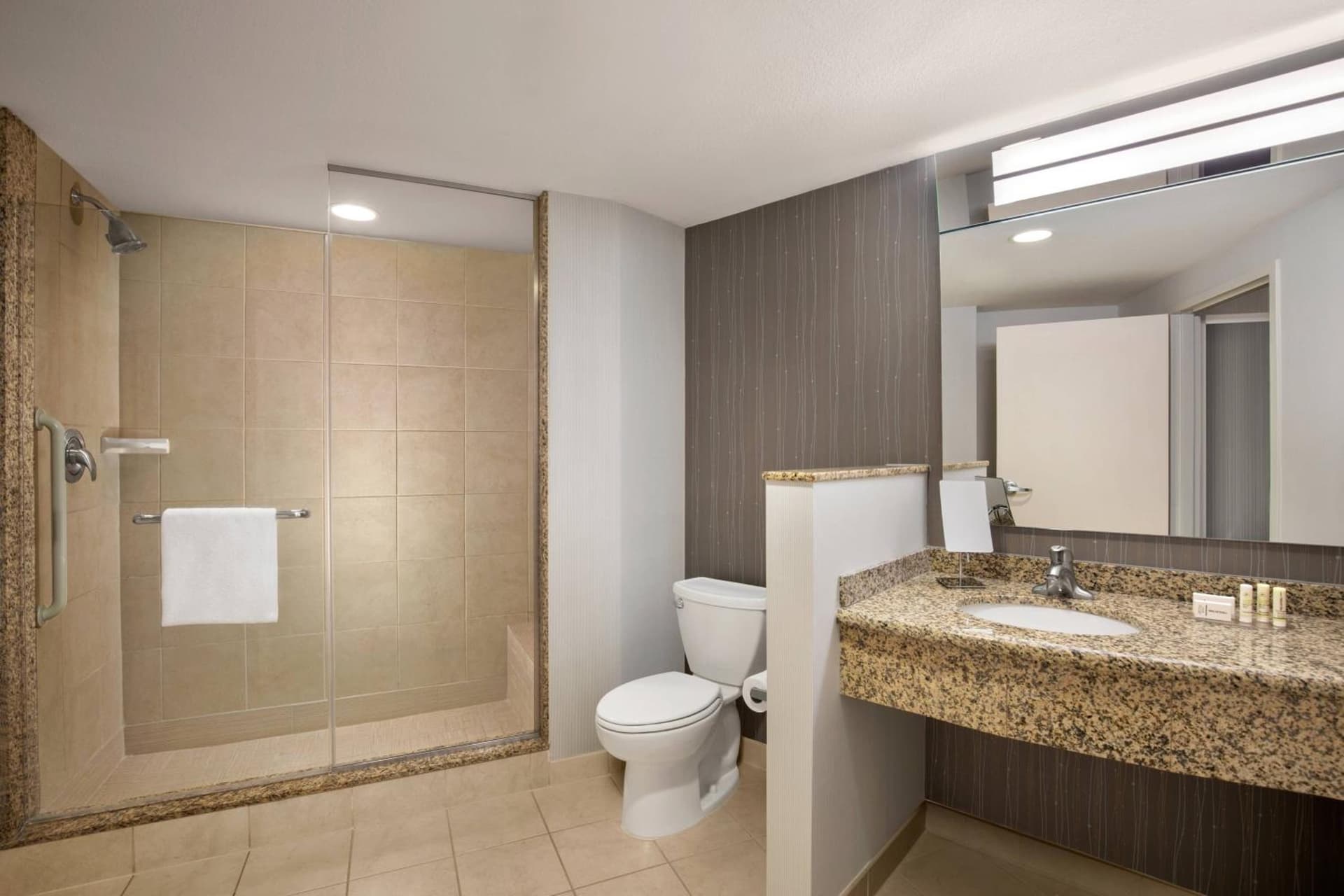 Courtyard by Marriott Dallas Allen at Allen Event Center gallery photo in Allen, TX — image 33