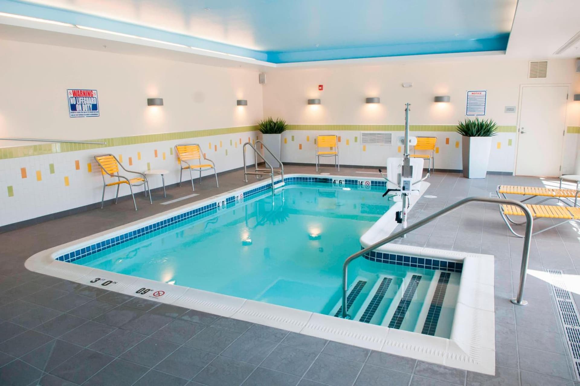 Fairfield Inn & Suites by Marriott Springfield Northampton/Amherst gallery photo in Northampton, MA — image 7