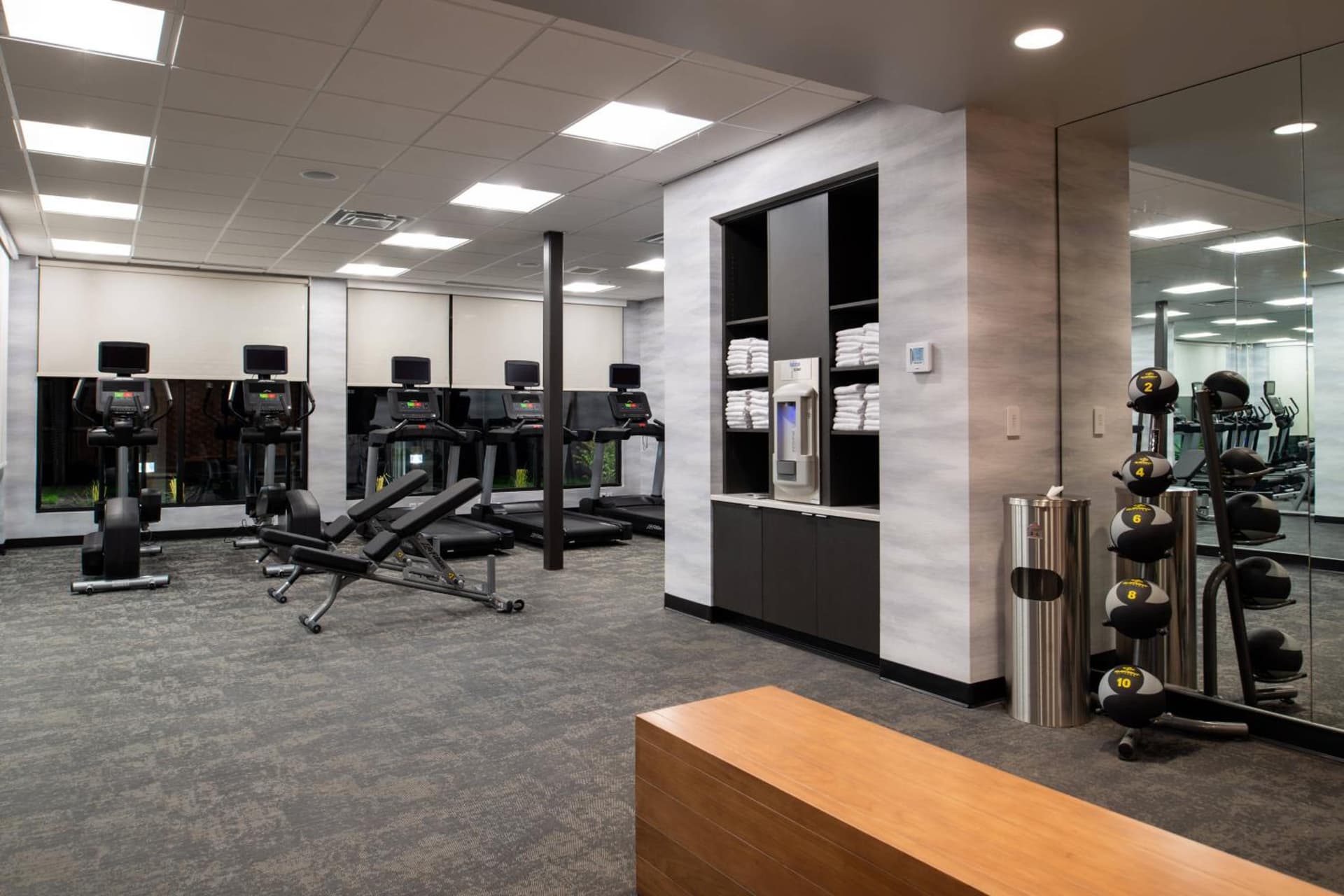 Fairfield Inn & Suites by Marriott Canton gallery photo in Canton — image 5