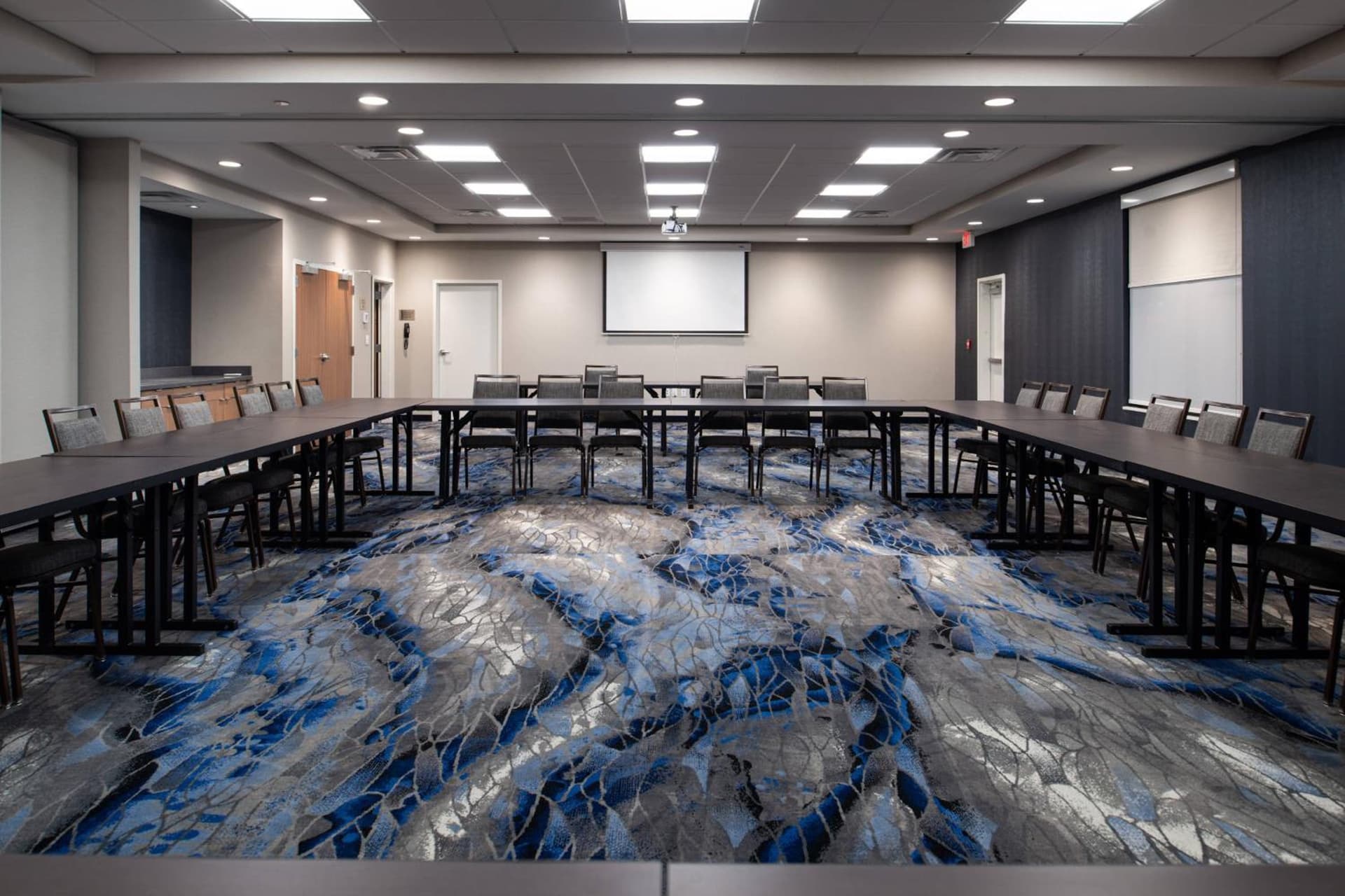 Fairfield Inn & Suites by Marriott Canton gallery photo in Canton — image 23