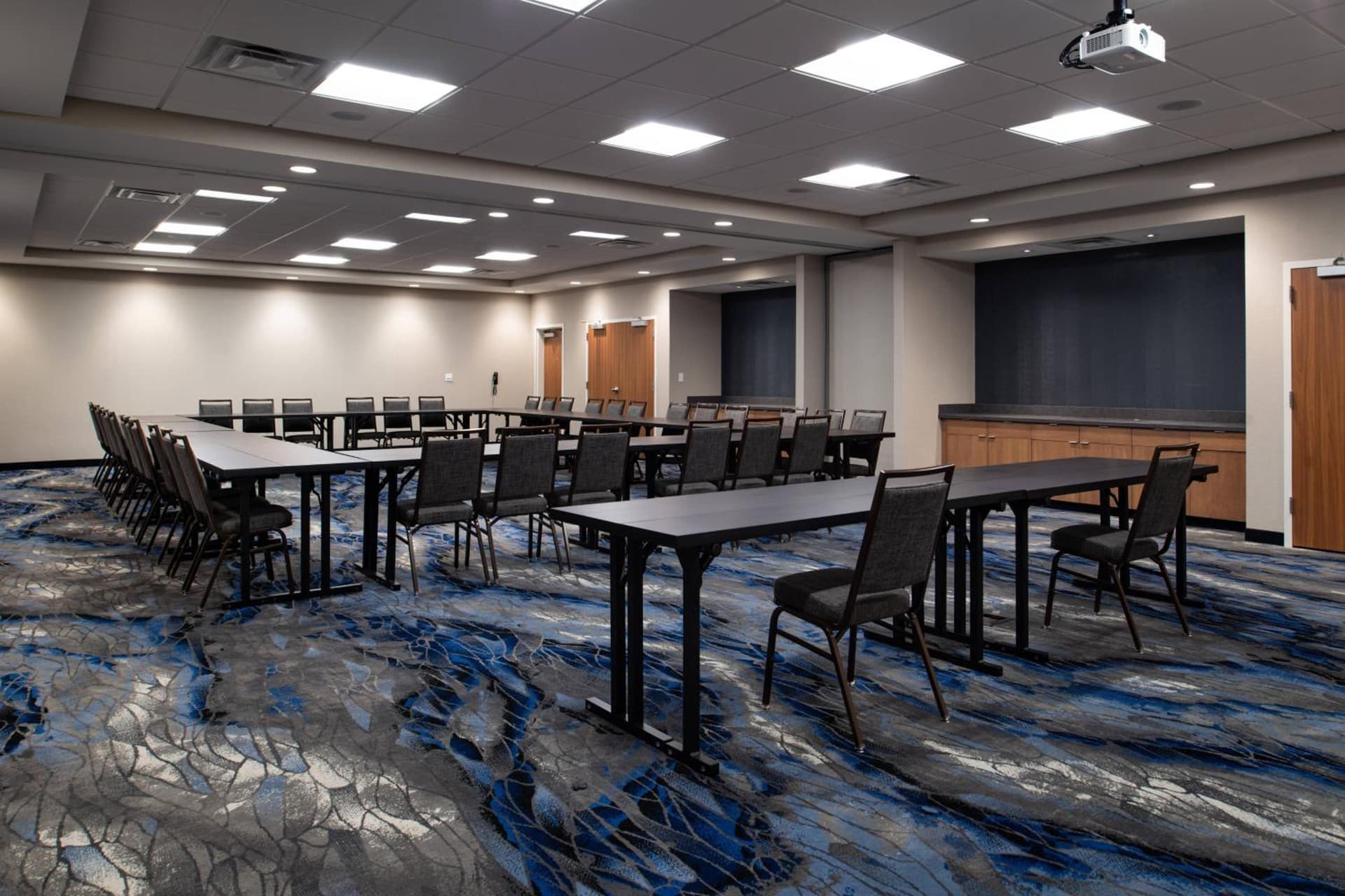 Fairfield Inn & Suites by Marriott Canton gallery photo in Canton — image 24