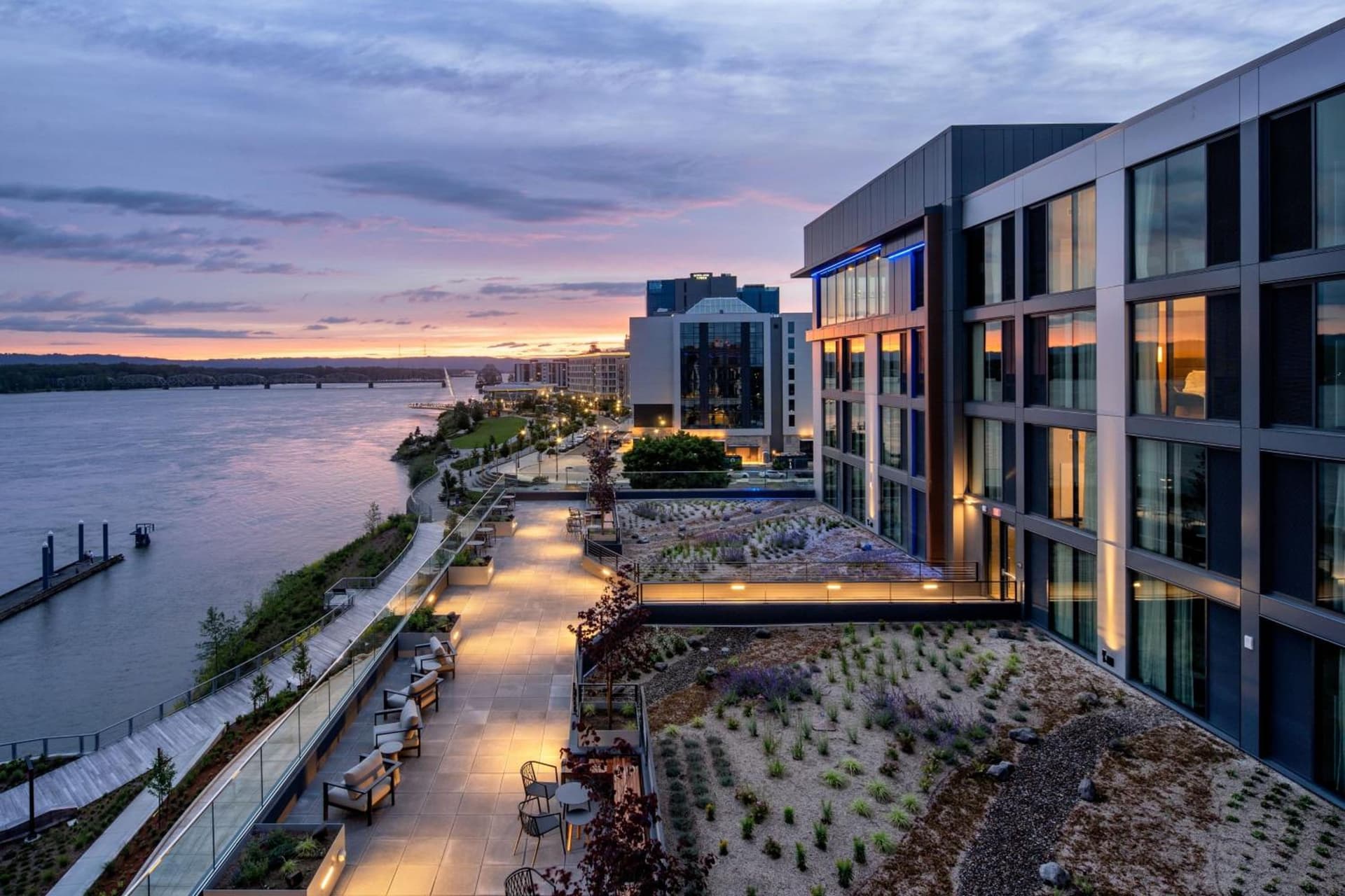 AC Hotel by Marriott Vancouver Waterfront — hotel in Vancouver, Washington