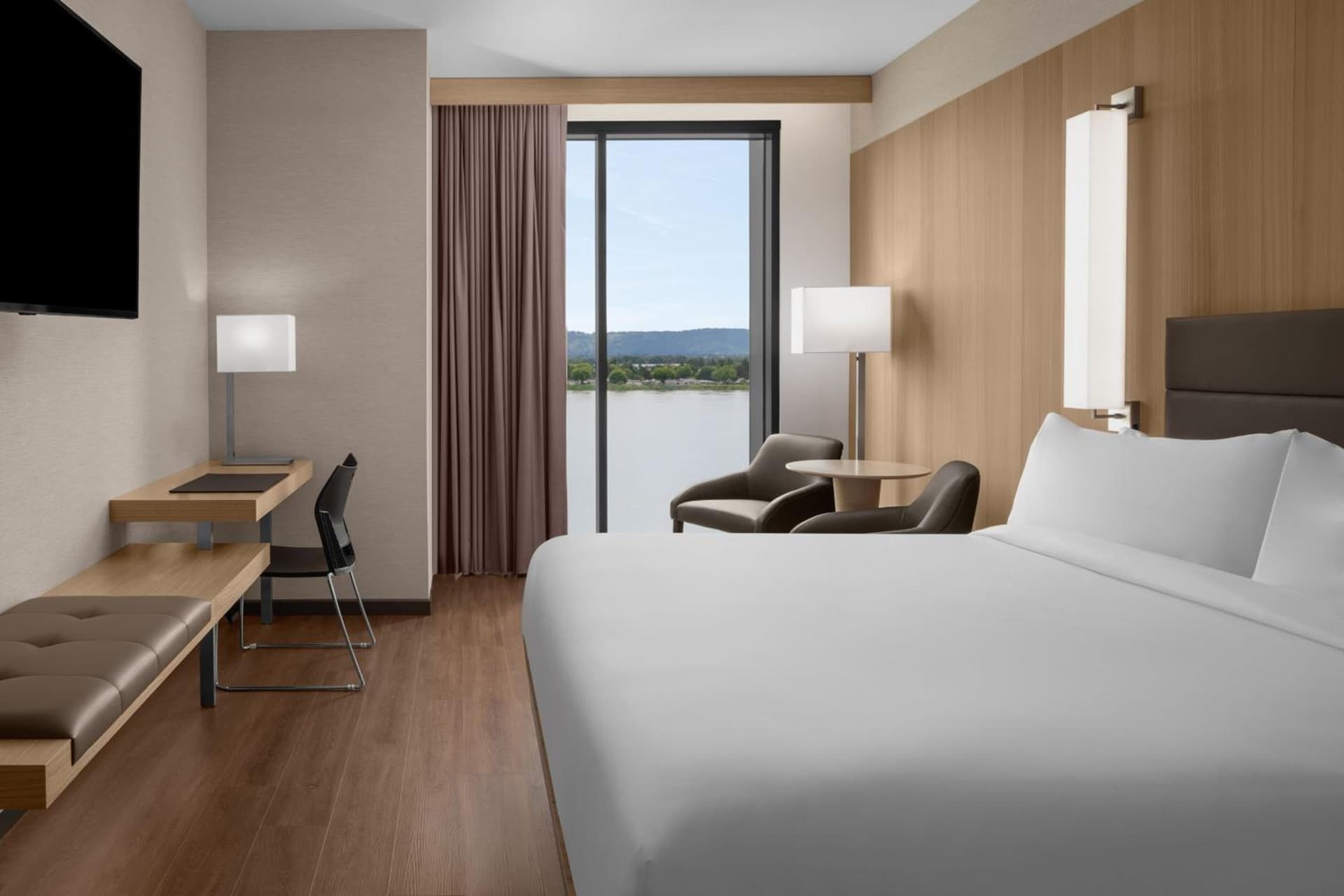 AC Hotel by Marriott Vancouver Waterfront gallery photo in Vancouver, WA — image 16