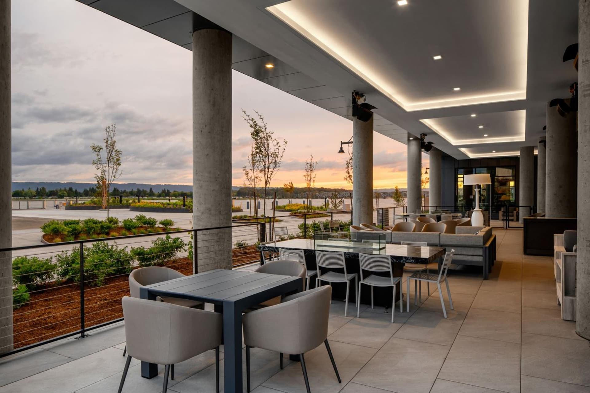 AC Hotel by Marriott Vancouver Waterfront gallery photo in Vancouver, WA — image 27