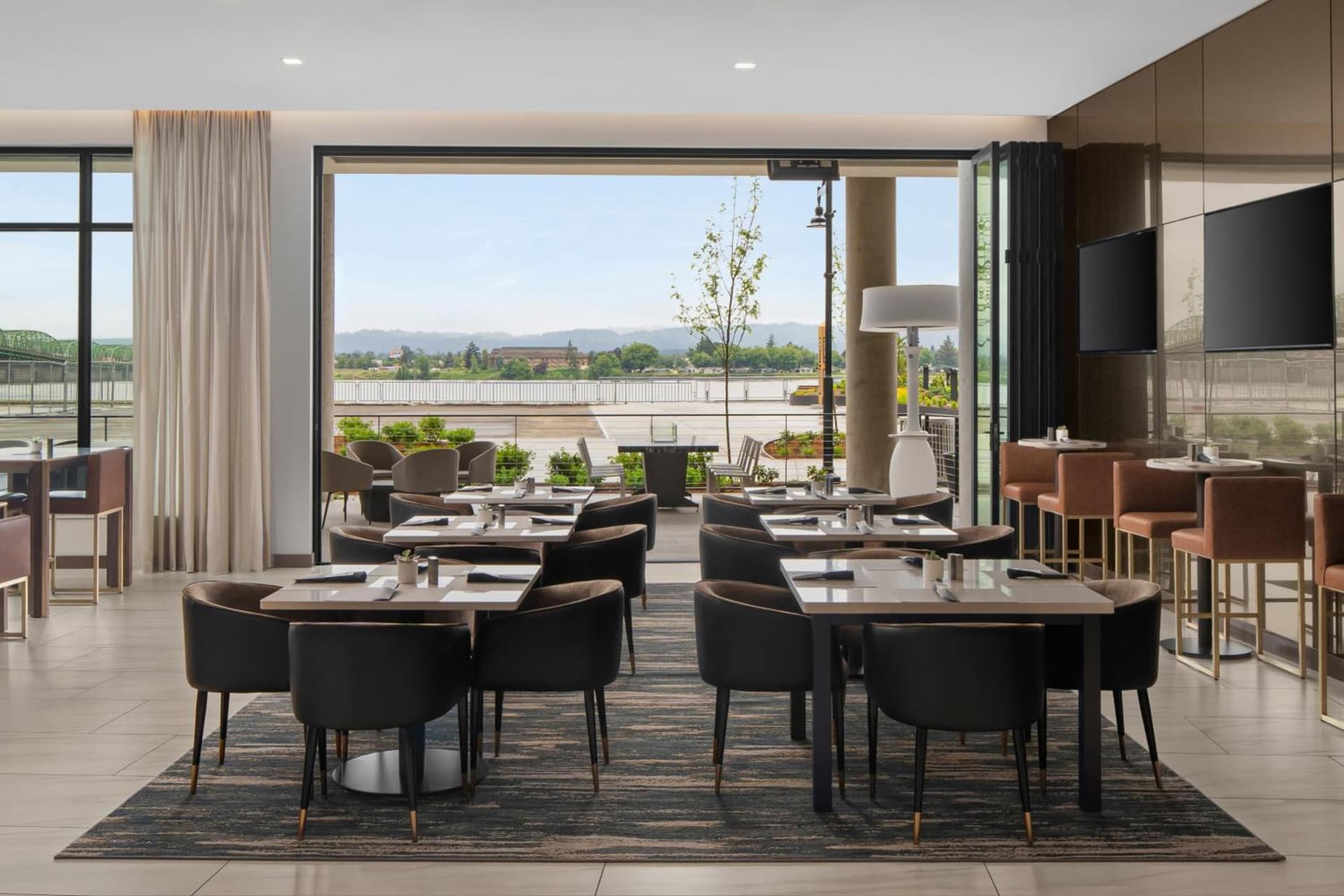 AC Hotel by Marriott Vancouver Waterfront gallery photo in Vancouver, WA — image 17