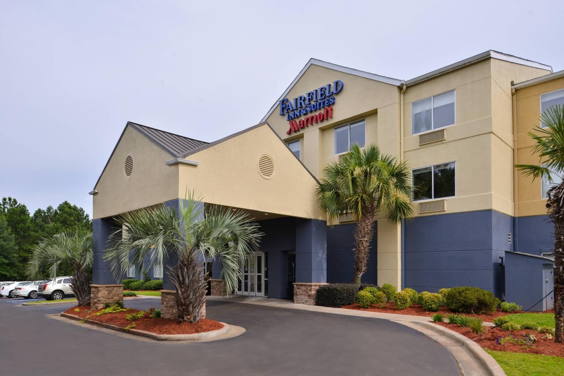 Fairfield Inn & Suites Hattiesburg / University featured exterior or lobby in Hattiesburg, MS — similar hotel