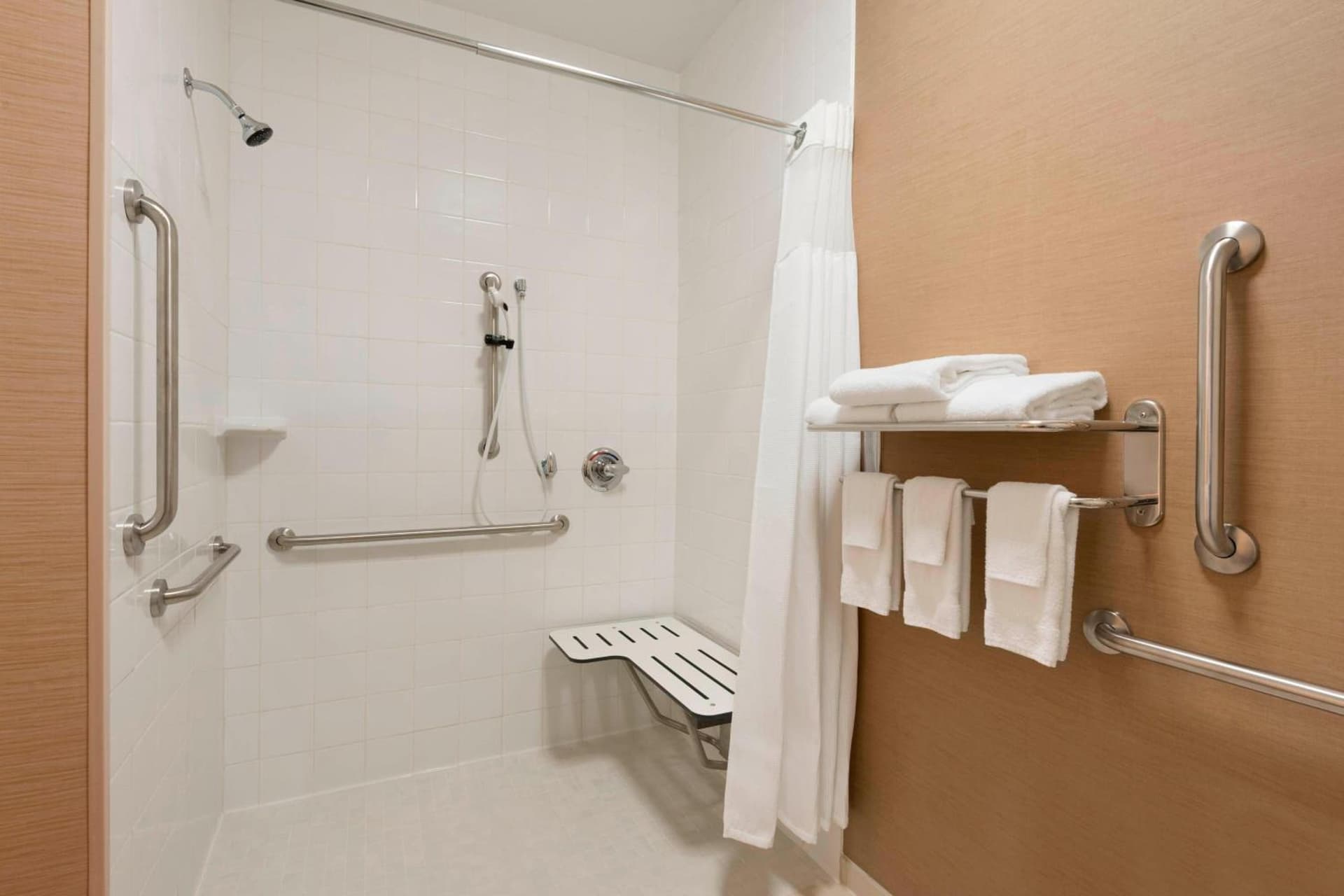 Fairfield Inn & Suites Hartford Manchester gallery photo in Manchester — image 5