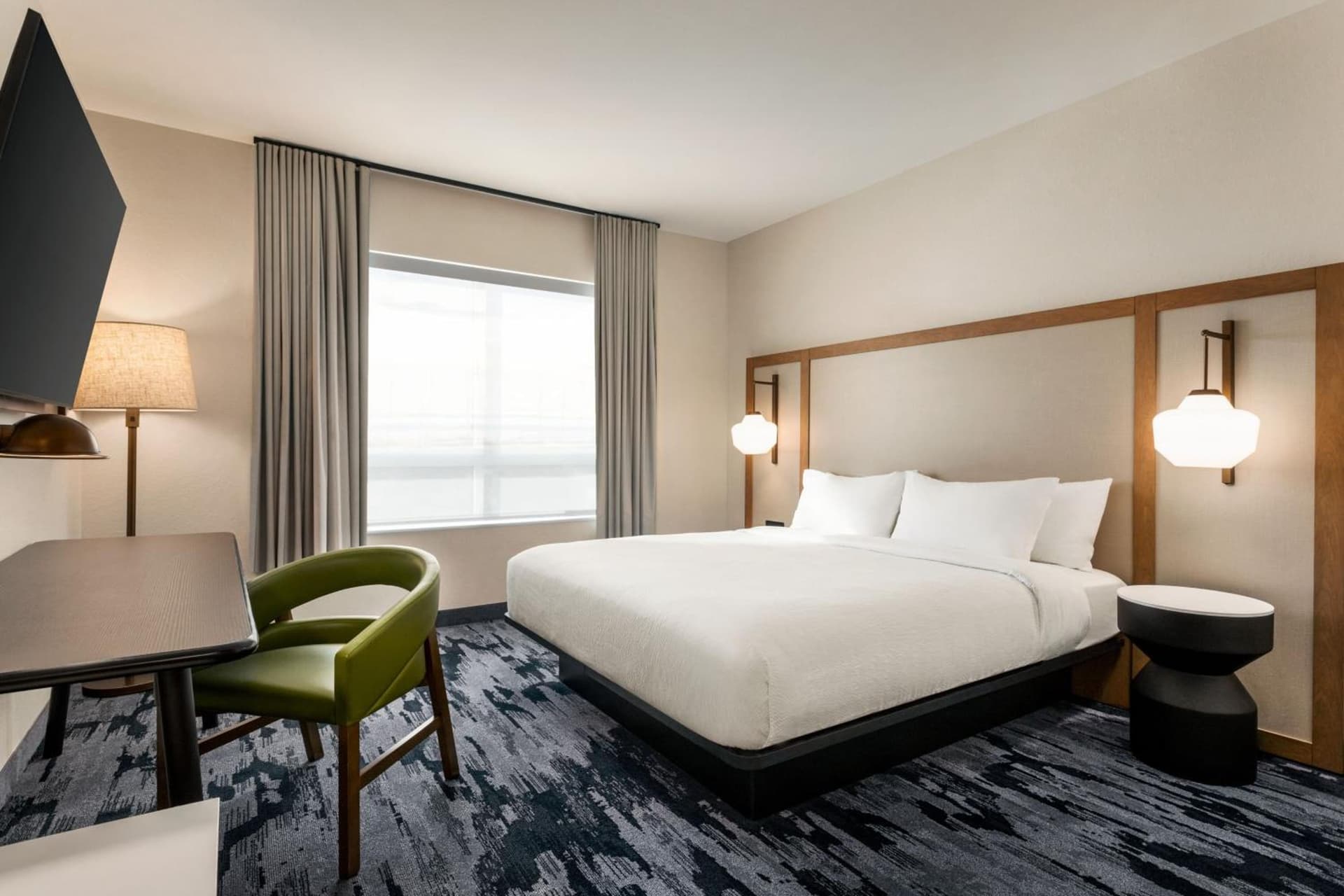 Fairfield by Marriott Inn & Suites Bonita Springs gallery photo in Bonita Springs, FL — image 18