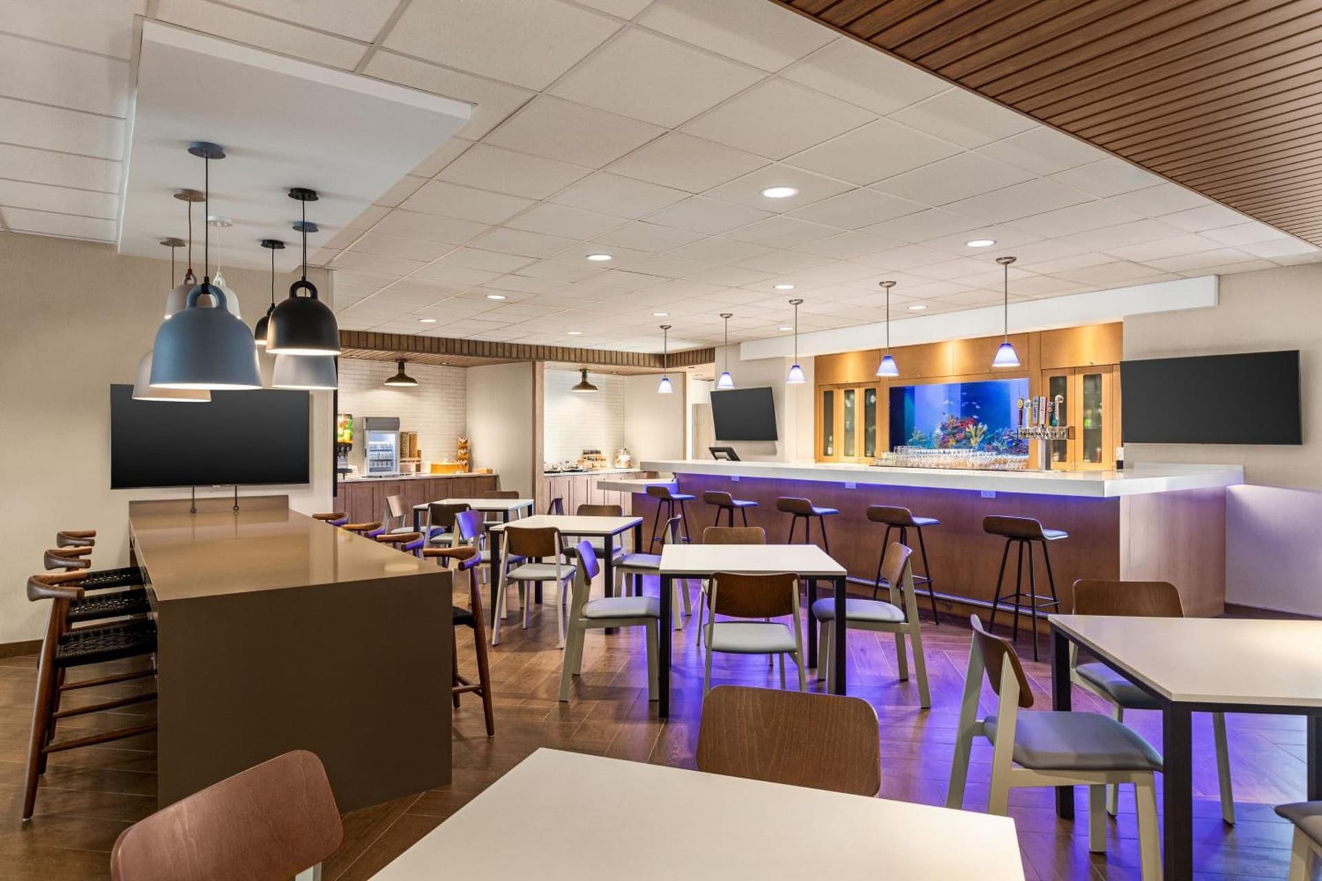 Fairfield by Marriott Inn & Suites Bonita Springs gallery photo in Bonita Springs, FL — image 23