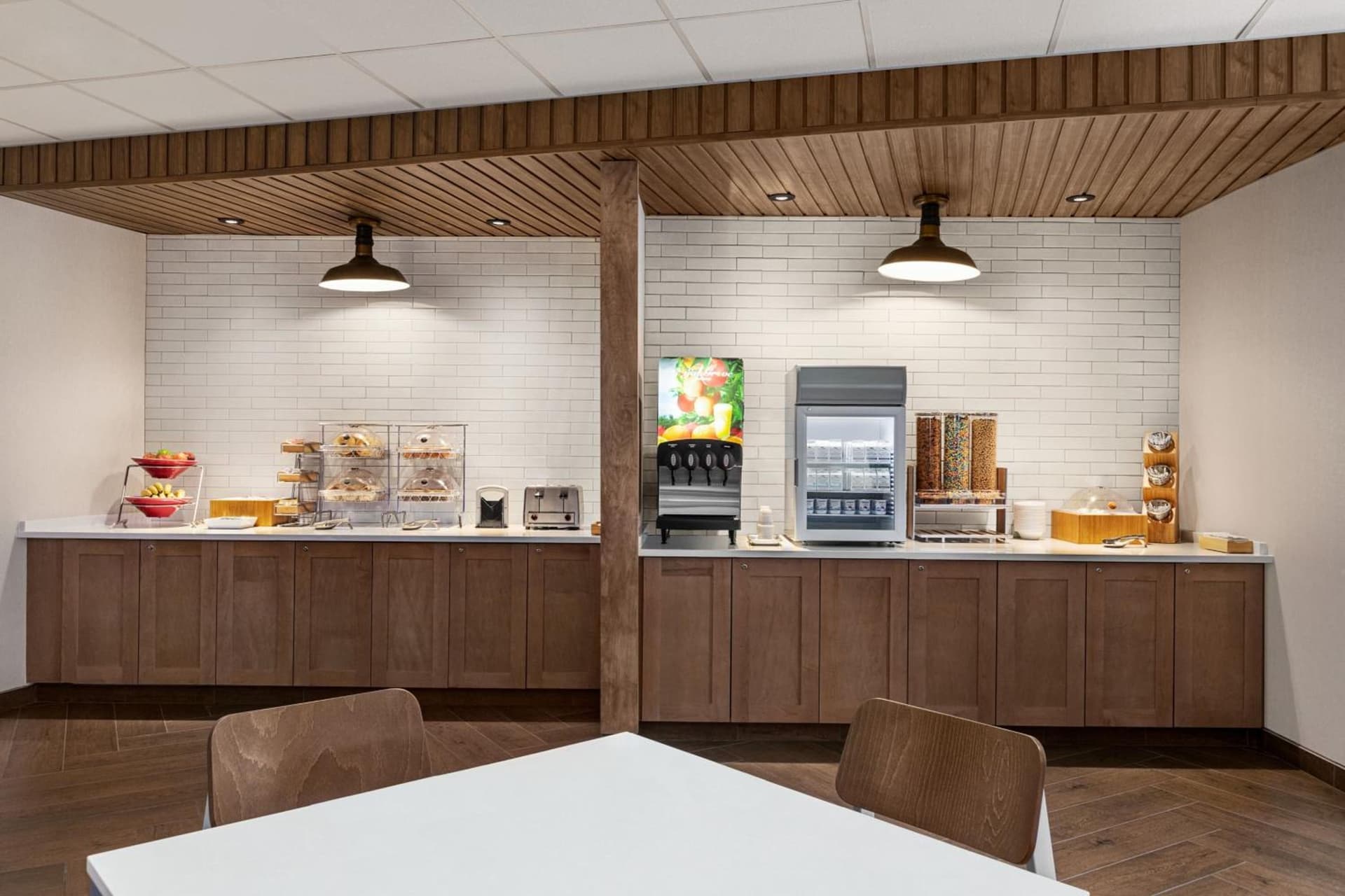 Fairfield by Marriott Inn & Suites Bonita Springs gallery photo in Bonita Springs, FL — image 26