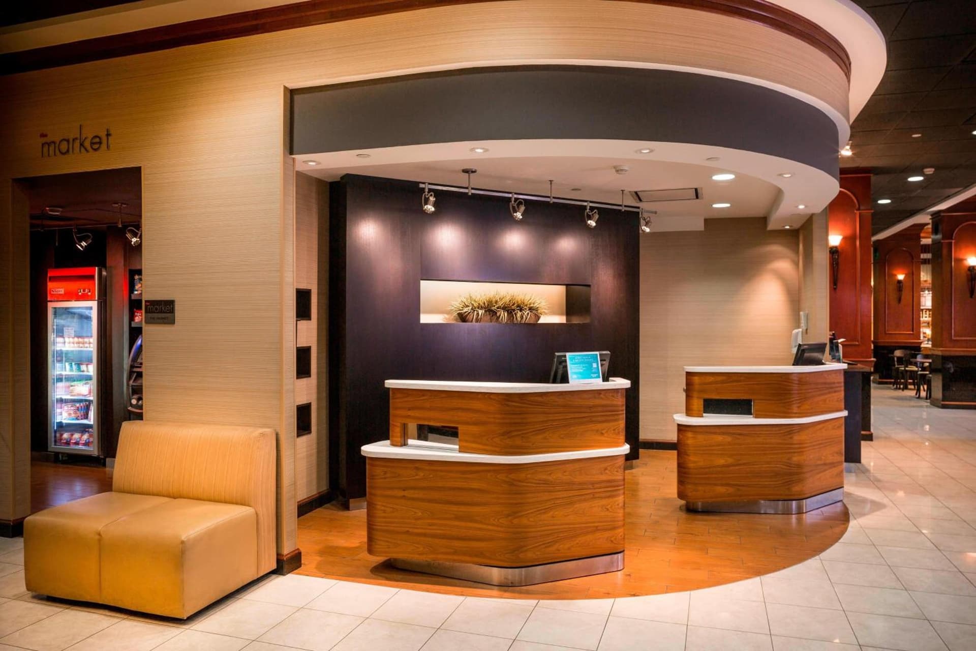 Courtyard by Marriott Norfolk Downtown gallery photo in Norfolk, VA — image 19