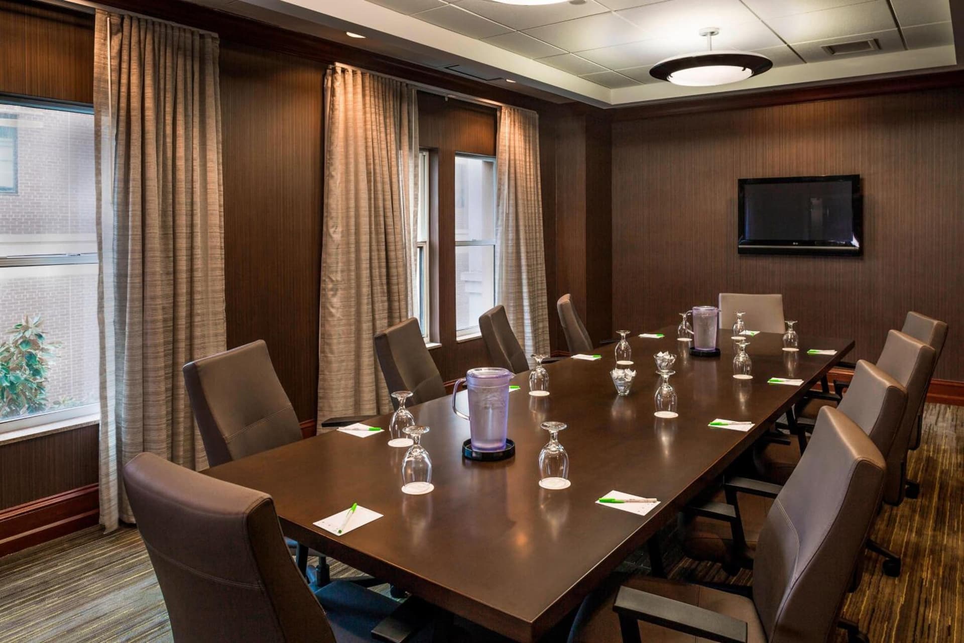 Courtyard by Marriott Norfolk Downtown gallery photo in Norfolk, VA — image 16