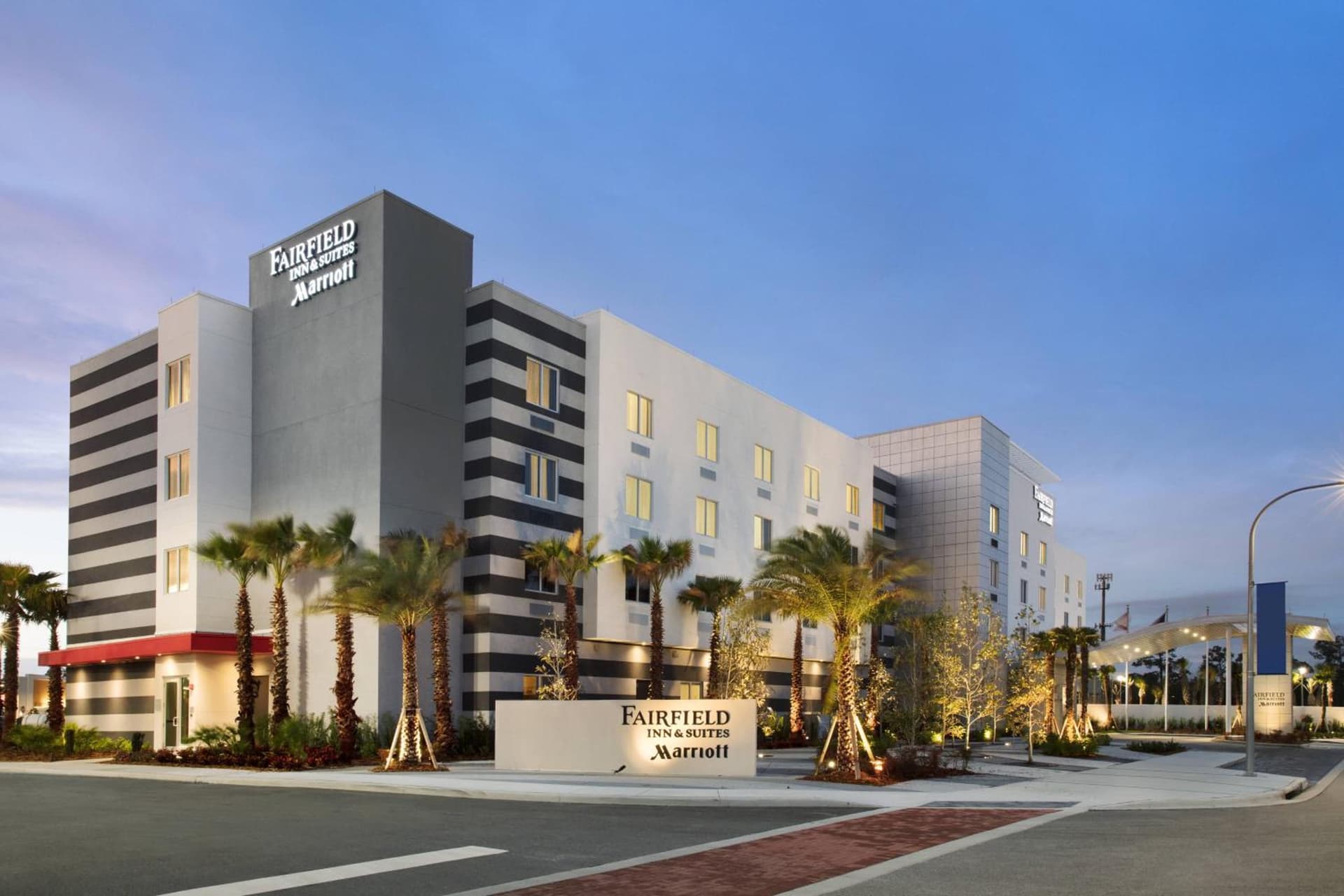 Fairfield Inn & Suites by Marriott Daytona Beach Speedway/Airport interior in Daytona Beach, FL — gallery photo 2