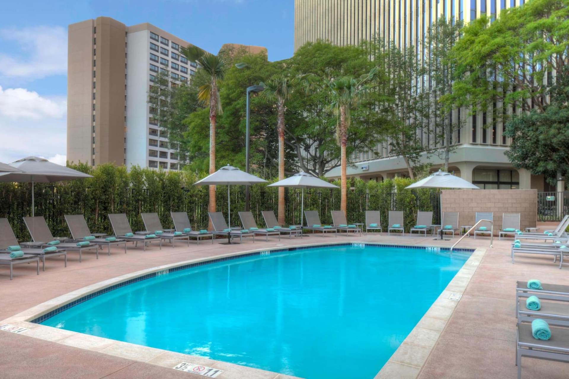 Residence Inn by Marriott Los Angeles LAX/Century Boulevard gallery photo in Los Angeles, CA — image 38