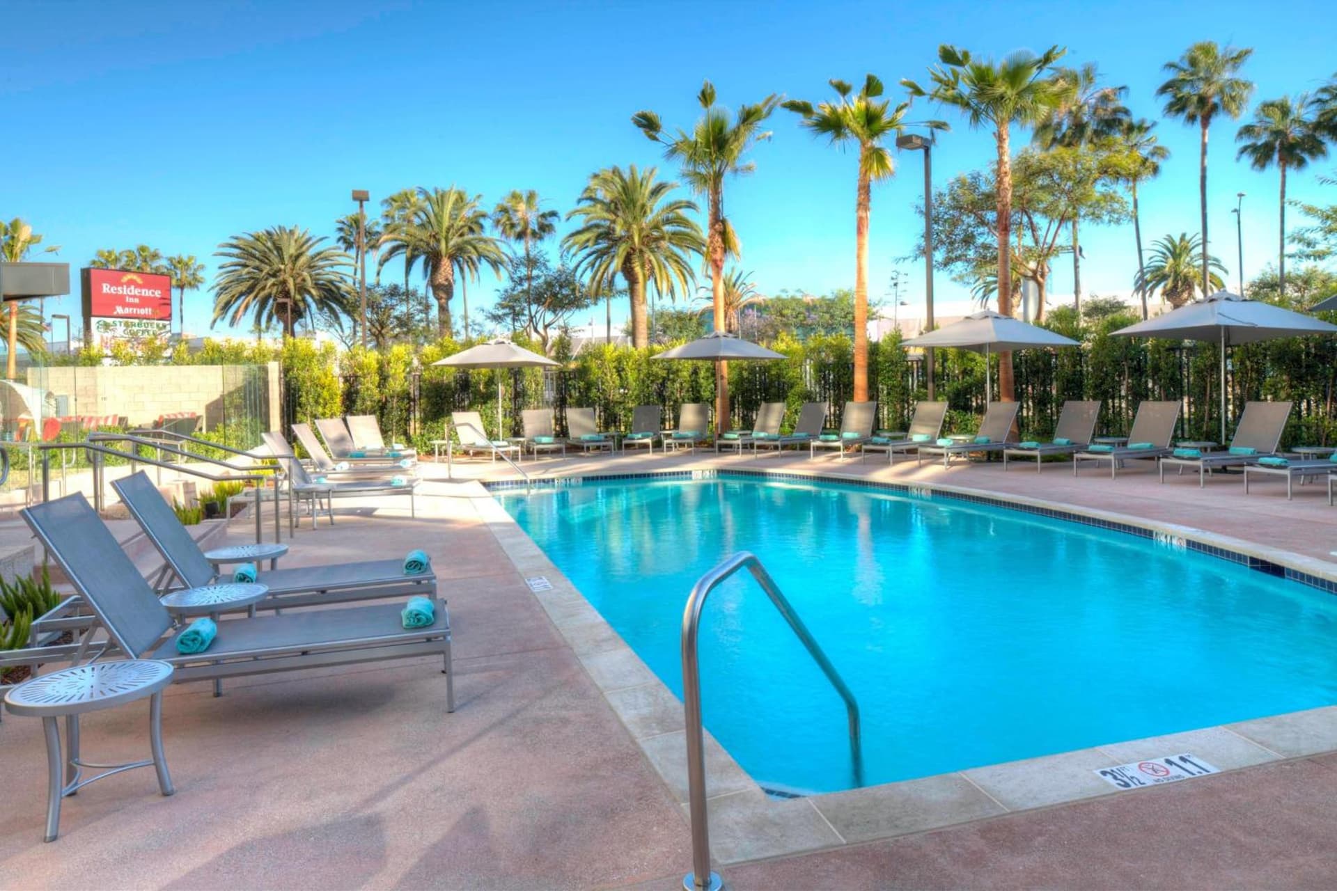 Residence Inn by Marriott Los Angeles LAX/Century Boulevard gallery photo in Los Angeles, CA — image 36